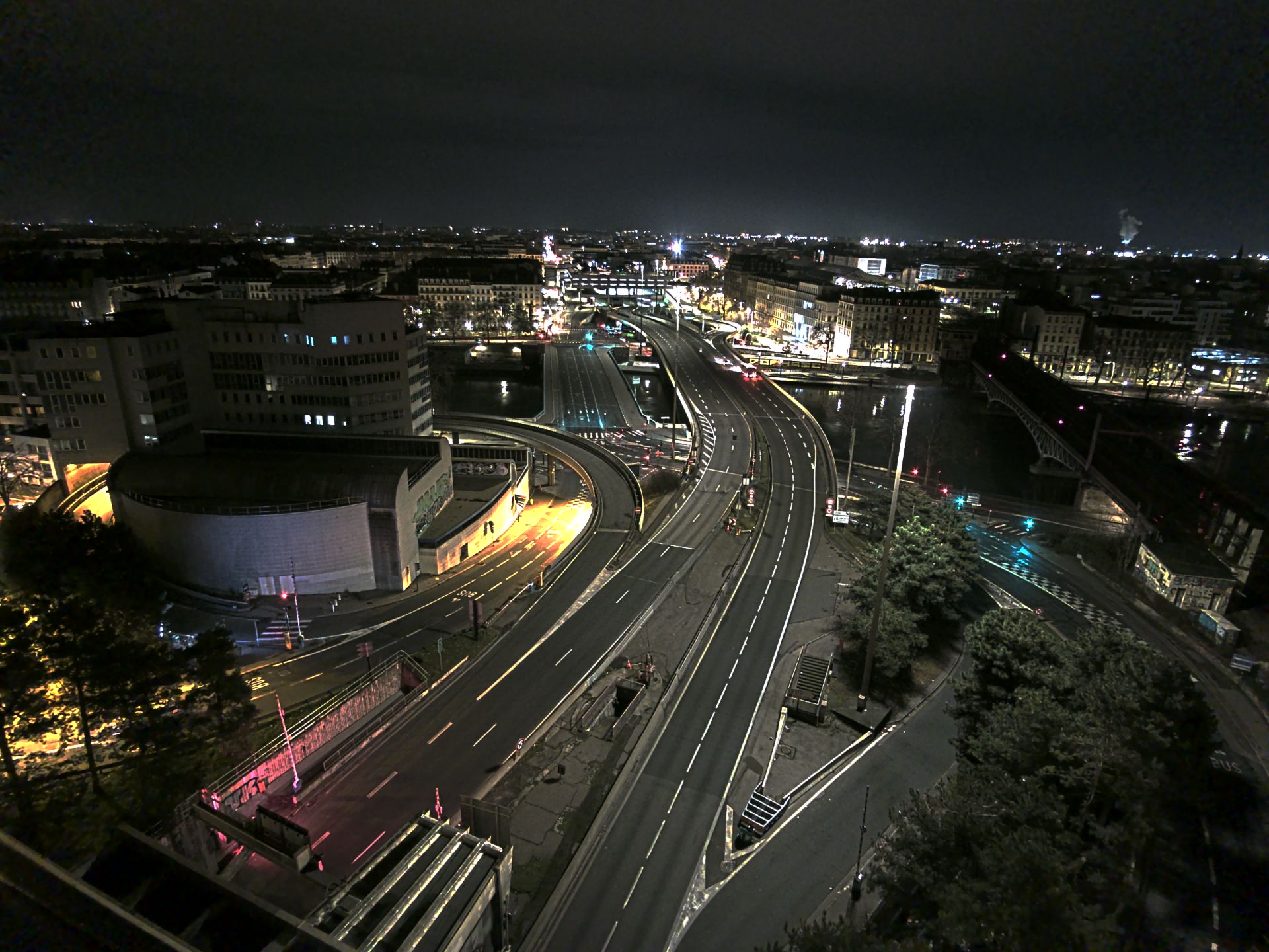 Caméra autoroute à Lyon Perrache à l'entrée Sud du Tunnel sous Fourvière, en direction de Marseille