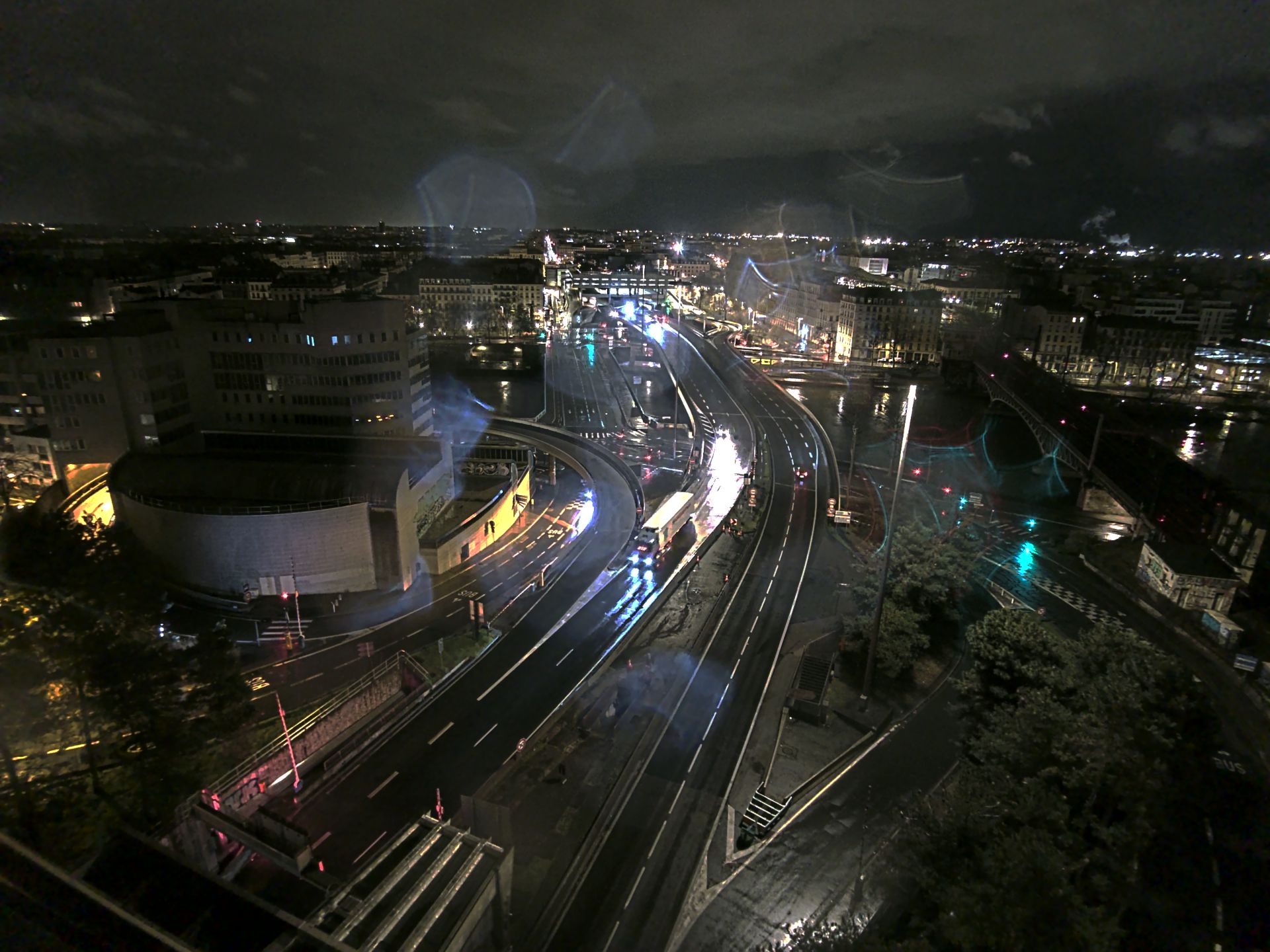 Caméra autoroute à Lyon Perrache à l'entrée Sud du Tunnel sous Fourvière, en direction de Marseille