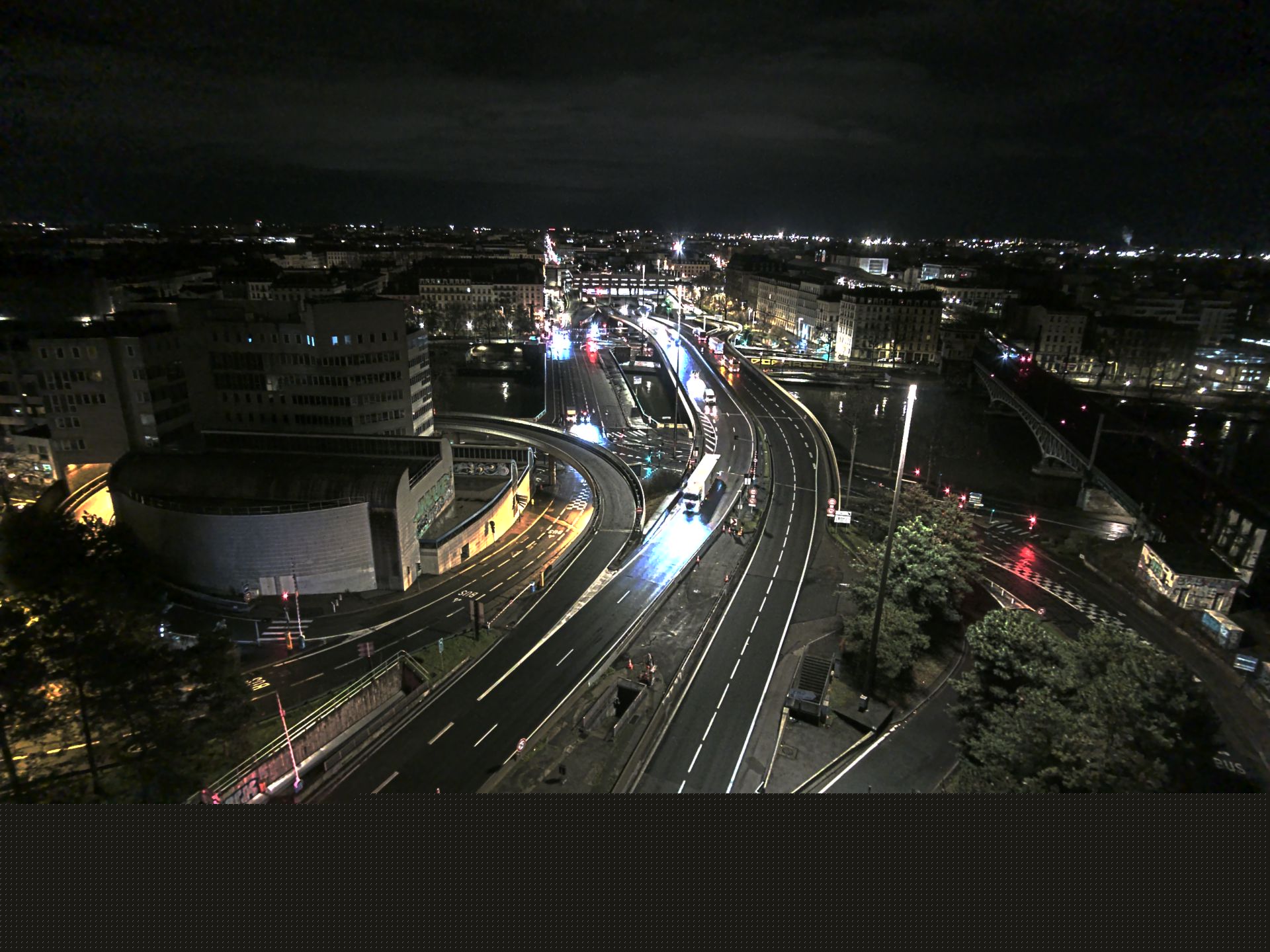 Caméra autoroute à Lyon Perrache à l'entrée Sud du Tunnel sous Fourvière, en direction de Marseille