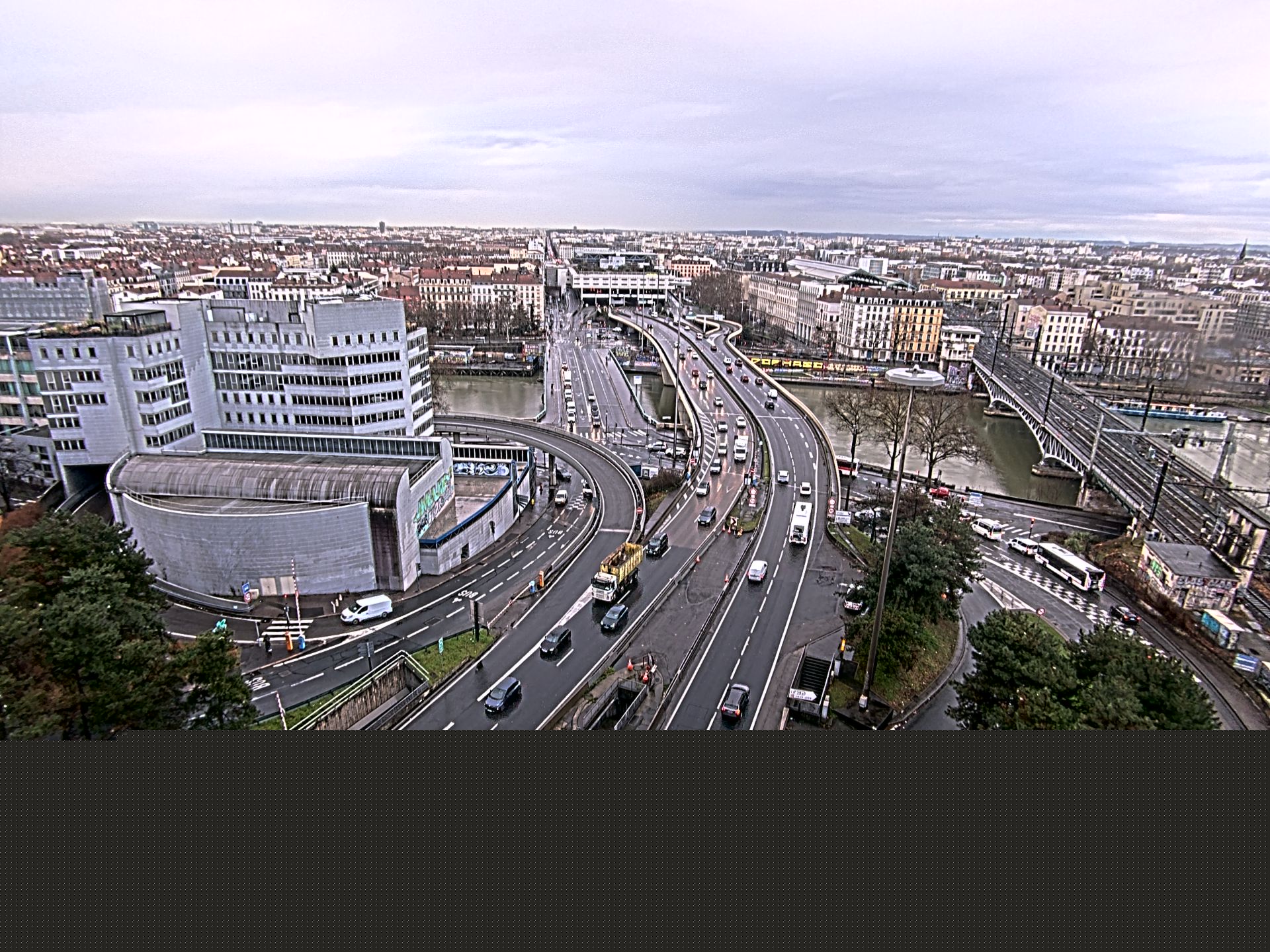 Caméra autoroute à Lyon Perrache à l'entrée Sud du Tunnel sous Fourvière, en direction de Marseille