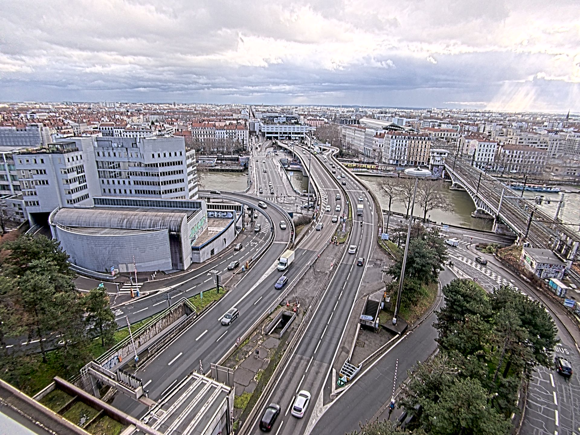 Caméra autoroute à Lyon Perrache à l'entrée Sud du Tunnel sous Fourvière, en direction de Marseille