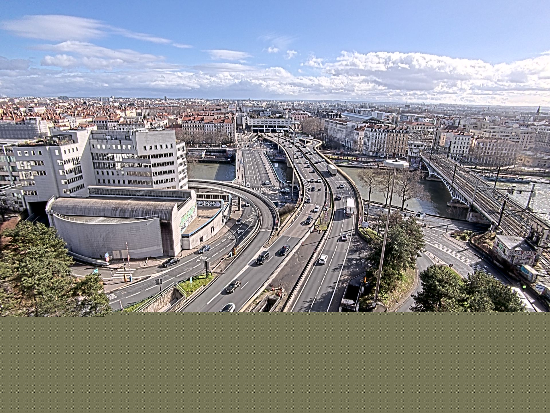 Caméra autoroute à Lyon Perrache à l'entrée Sud du Tunnel sous Fourvière, en direction de Marseille