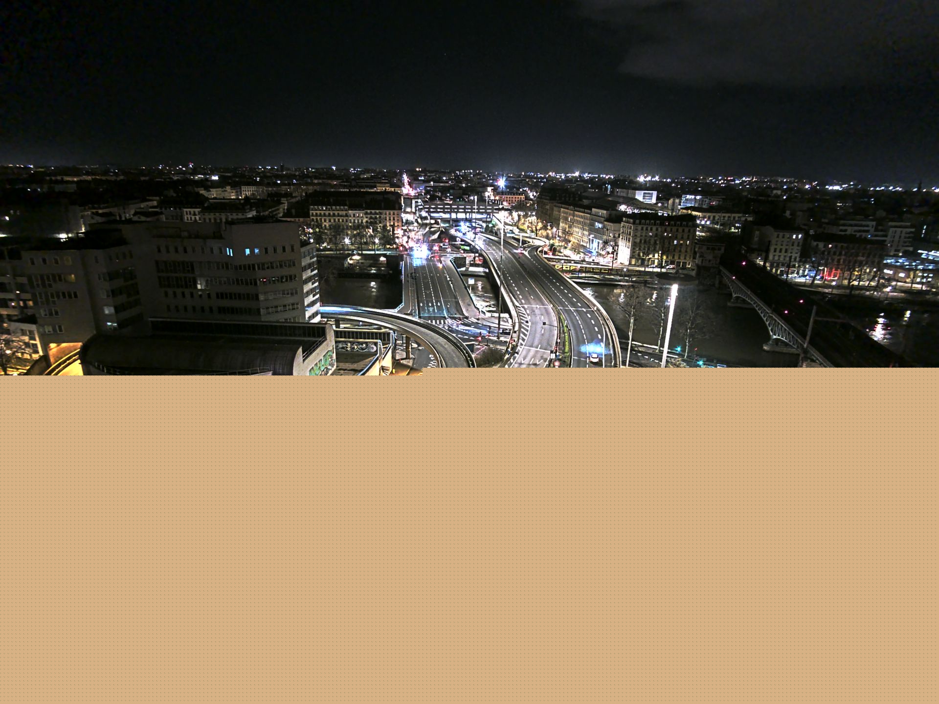 Caméra autoroute à Lyon Perrache à l'entrée Sud du Tunnel sous Fourvière, en direction de Marseille