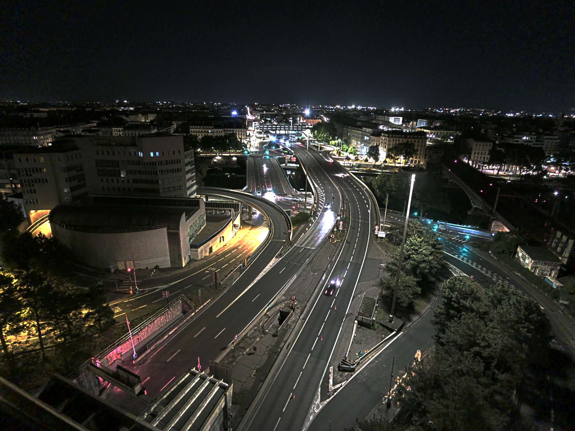 Caméra autoroute à Lyon Perrache à l'entrée Sud du Tunnel sous Fourvière, en direction de Marseille