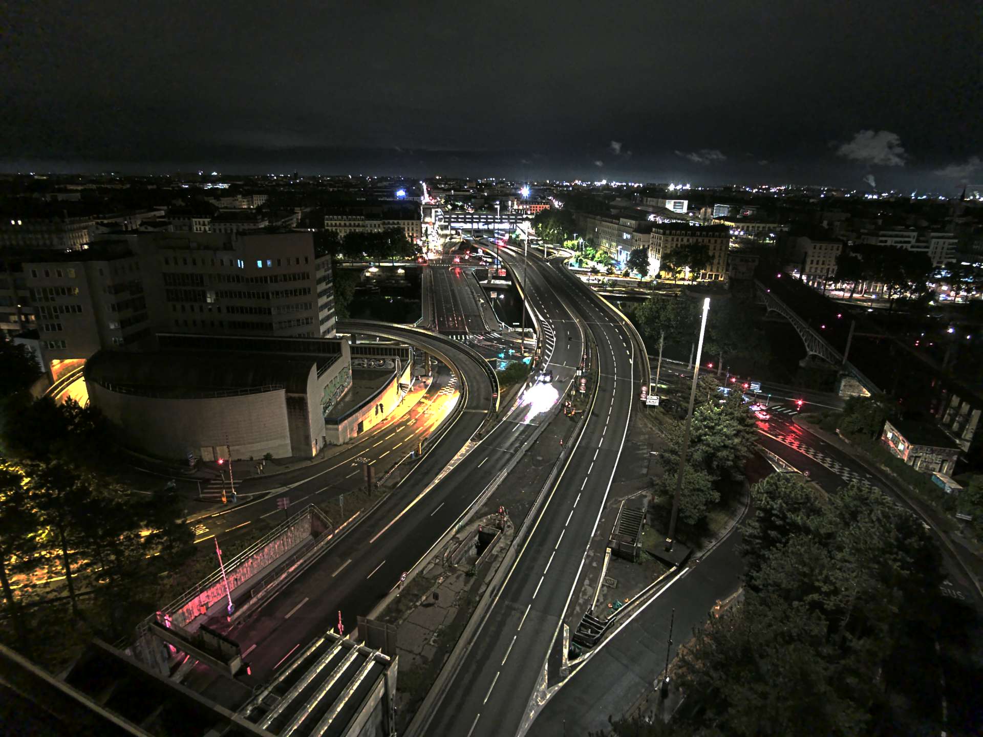 Caméra autoroute à Lyon Perrache à l'entrée Sud du Tunnel sous Fourvière, en direction de Marseille