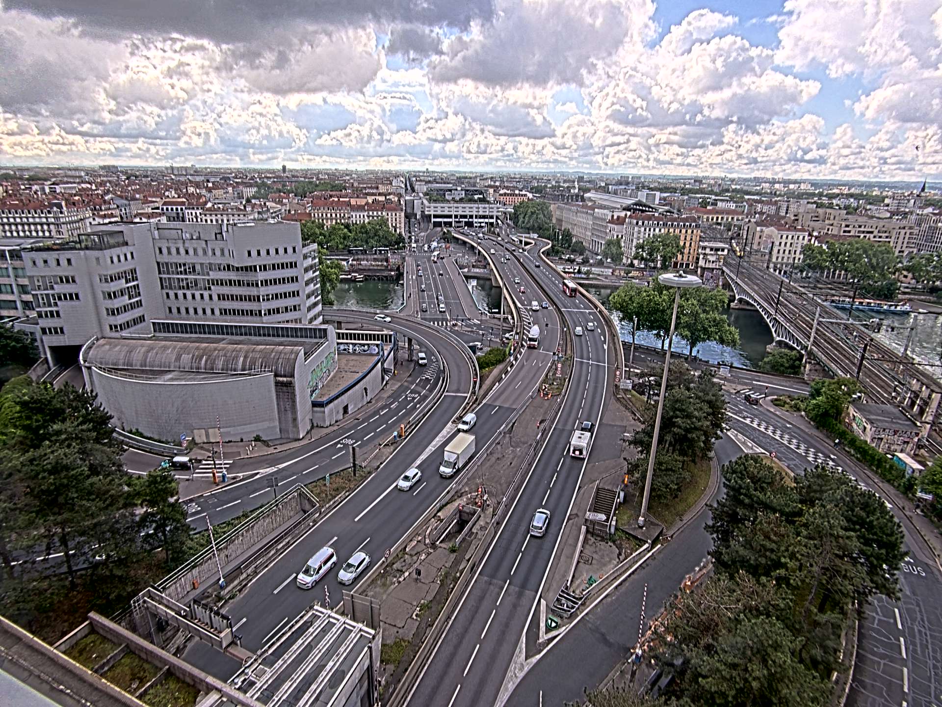 Caméra autoroute à Lyon Perrache à l'entrée Sud du Tunnel sous Fourvière, en direction de Marseille