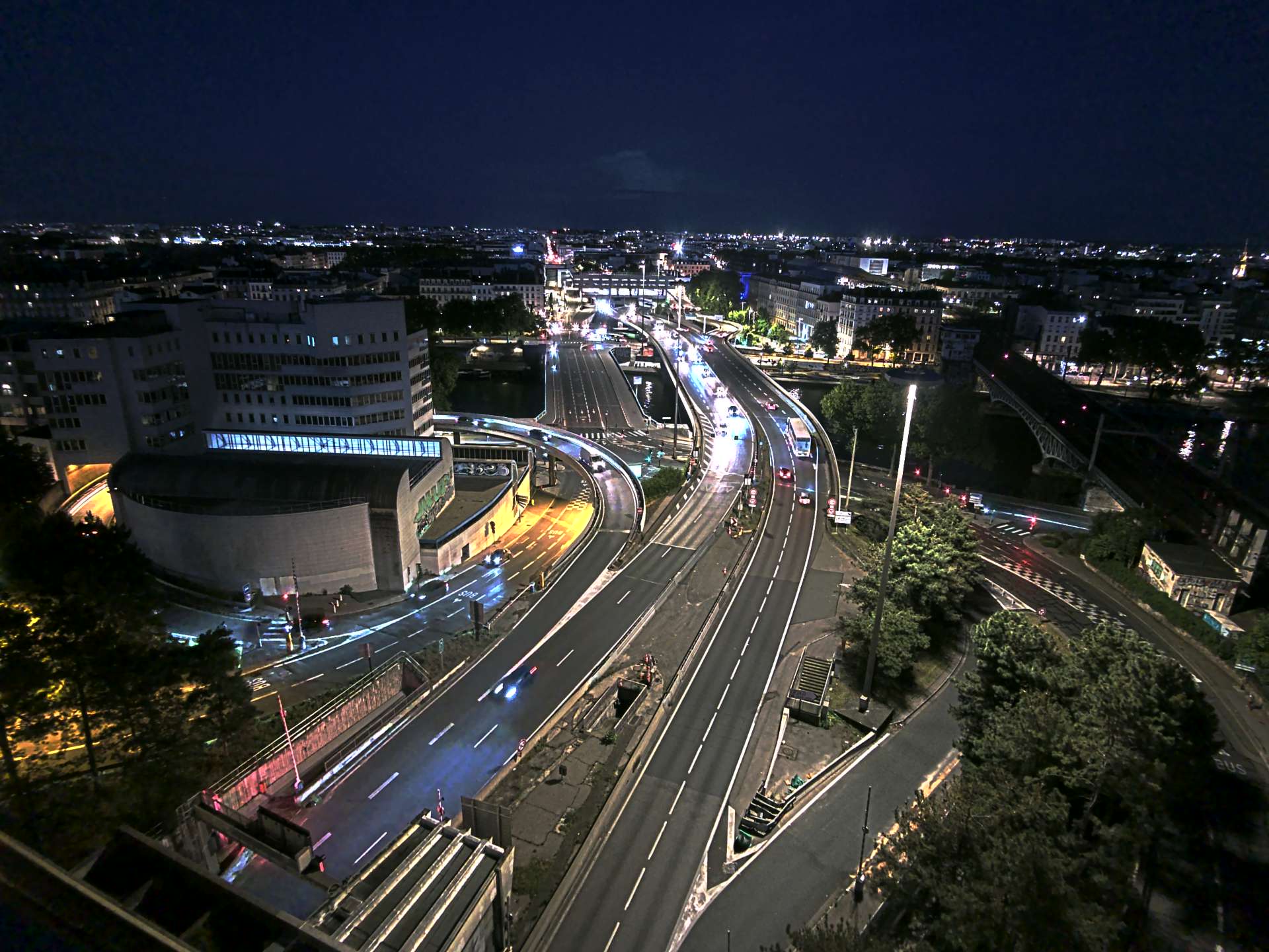 Caméra autoroute à Lyon Perrache à l'entrée Sud du Tunnel sous Fourvière, en direction de Marseille