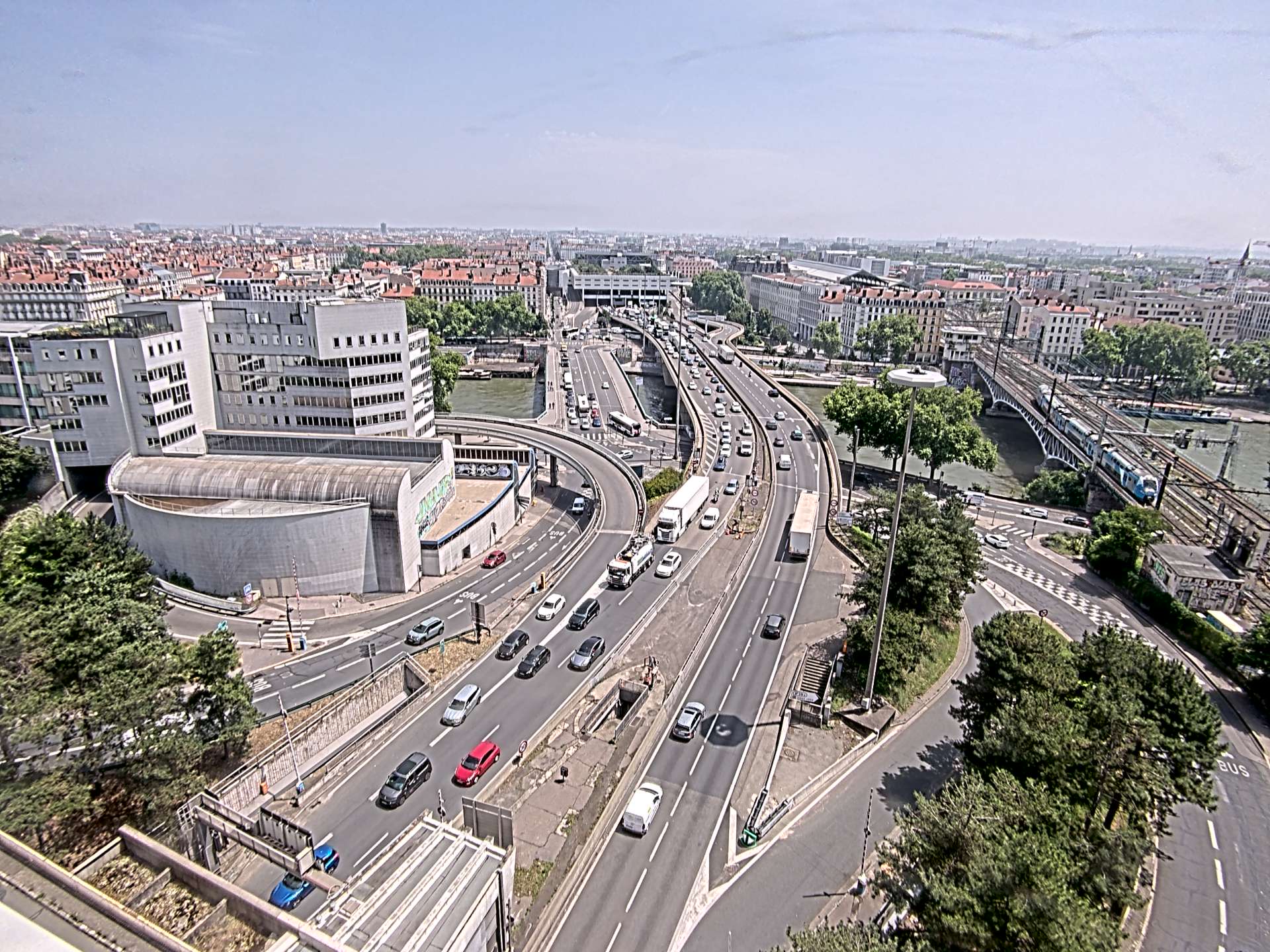Caméra autoroute à Lyon Perrache à l'entrée Sud du Tunnel sous Fourvière, en direction de Marseille