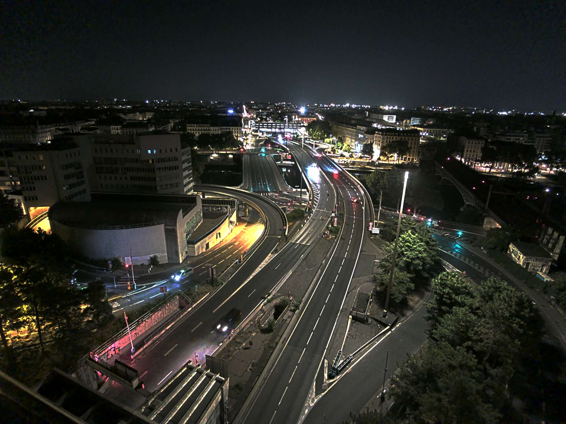 Caméra autoroute à Lyon Perrache à l'entrée Sud du Tunnel sous Fourvière, en direction de Marseille