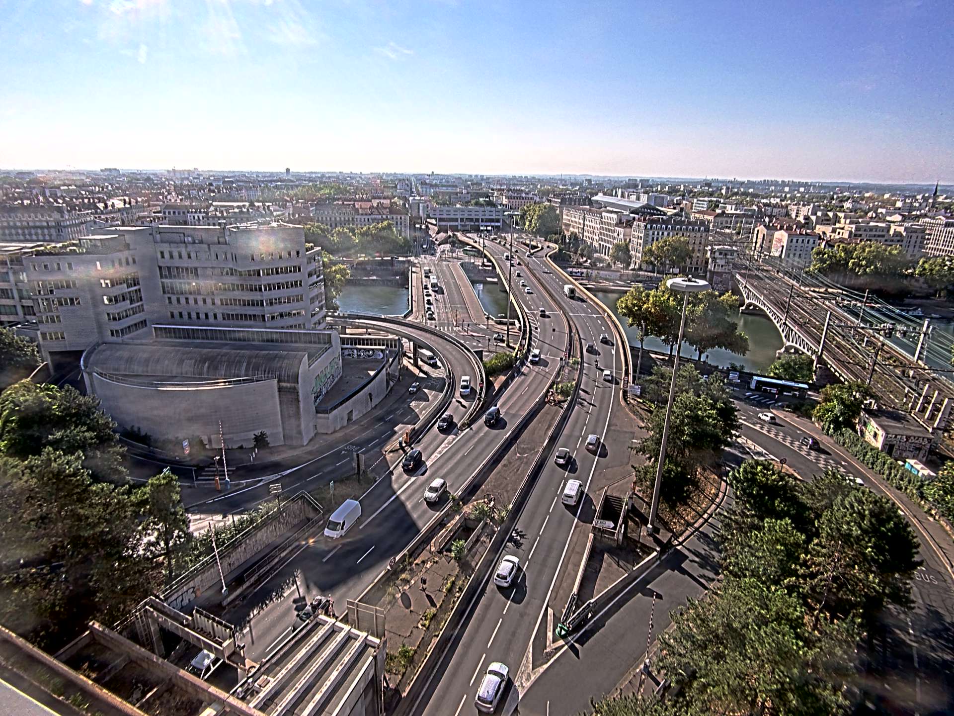 Caméra autoroute à Lyon Perrache à l'entrée Sud du Tunnel sous Fourvière, en direction de Marseille