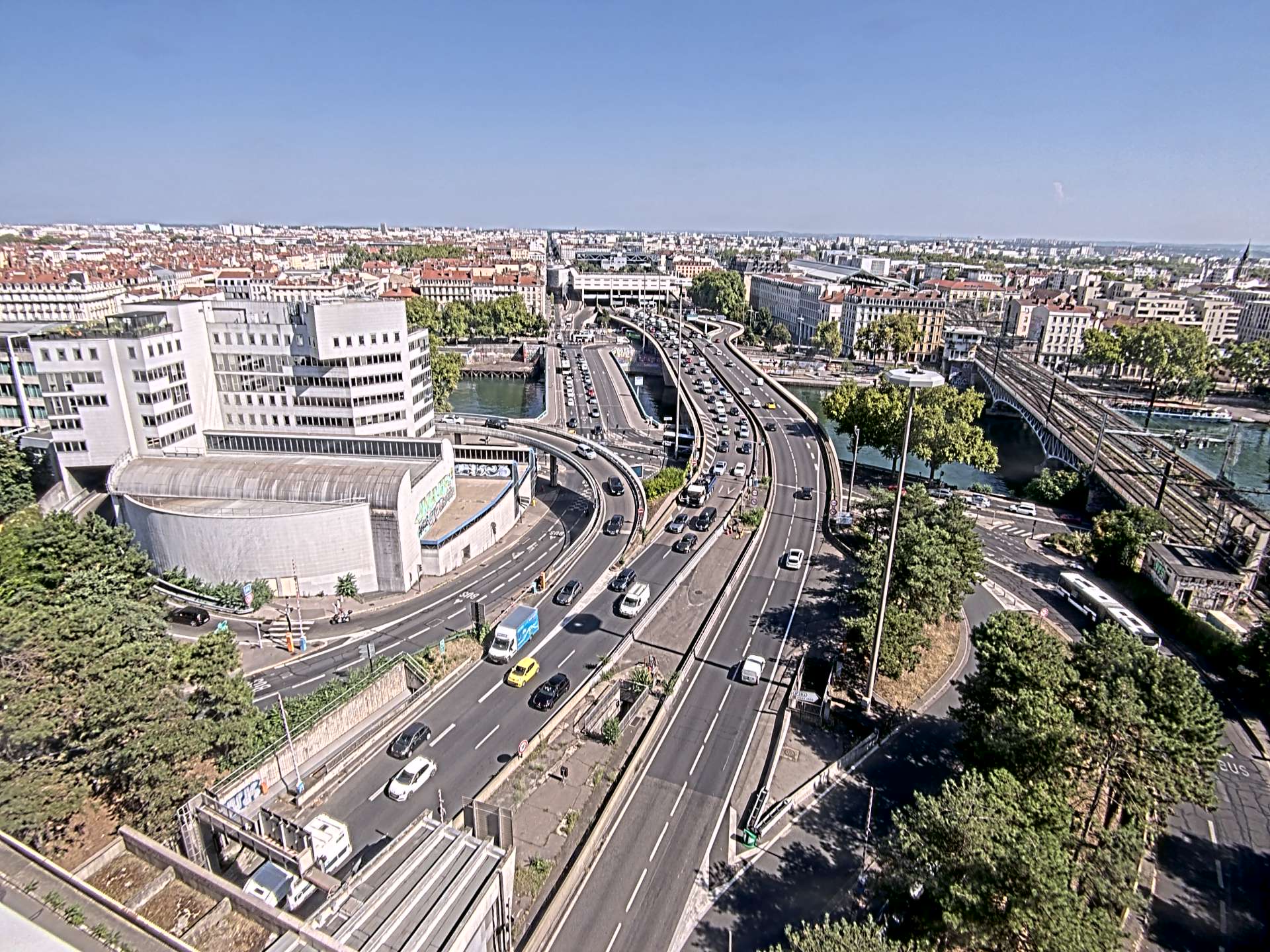 Caméra autoroute à Lyon Perrache à l'entrée Sud du Tunnel sous Fourvière, en direction de Marseille