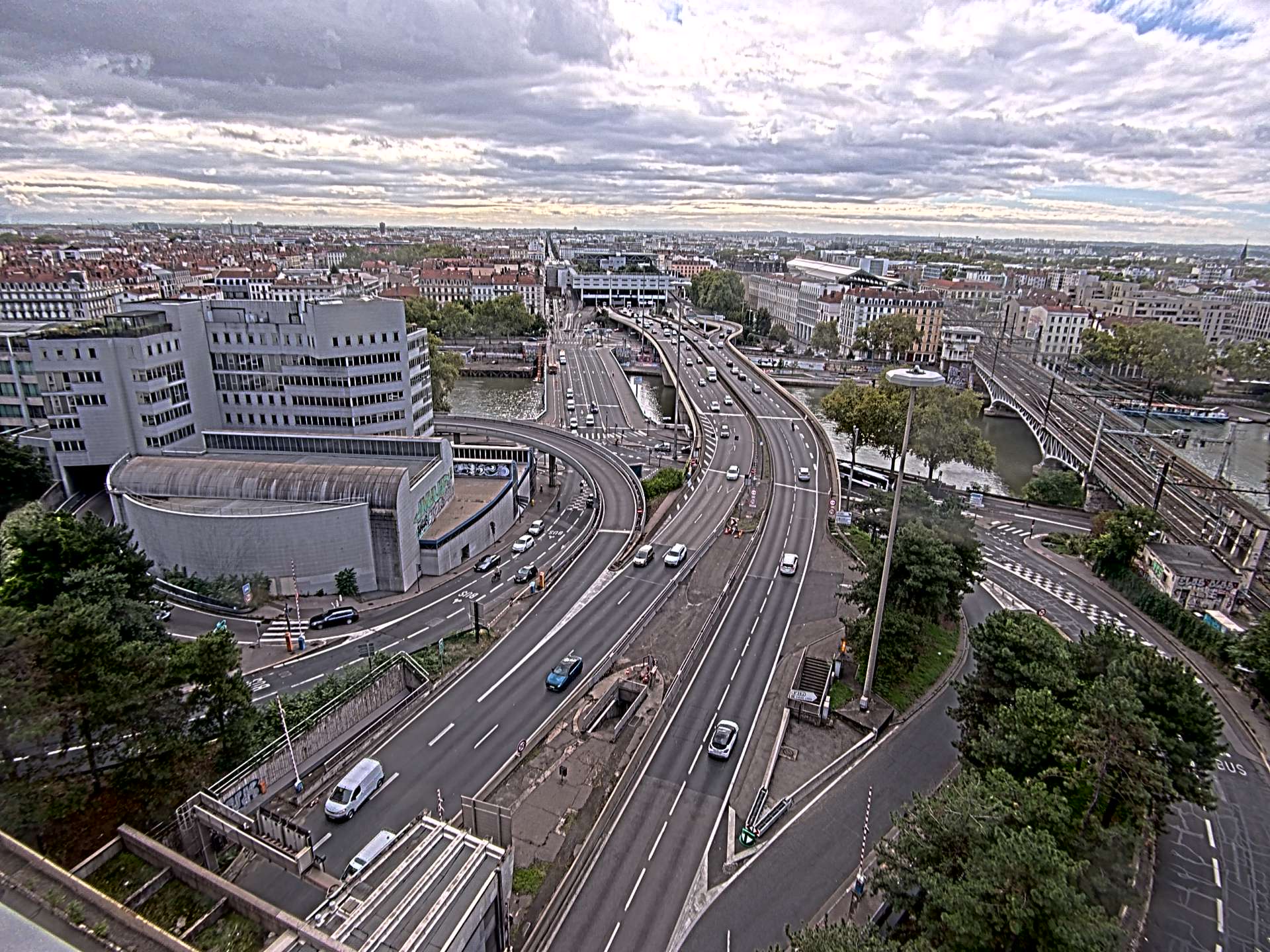 Caméra autoroute à Lyon Perrache à l'entrée Sud du Tunnel sous Fourvière, en direction de Marseille