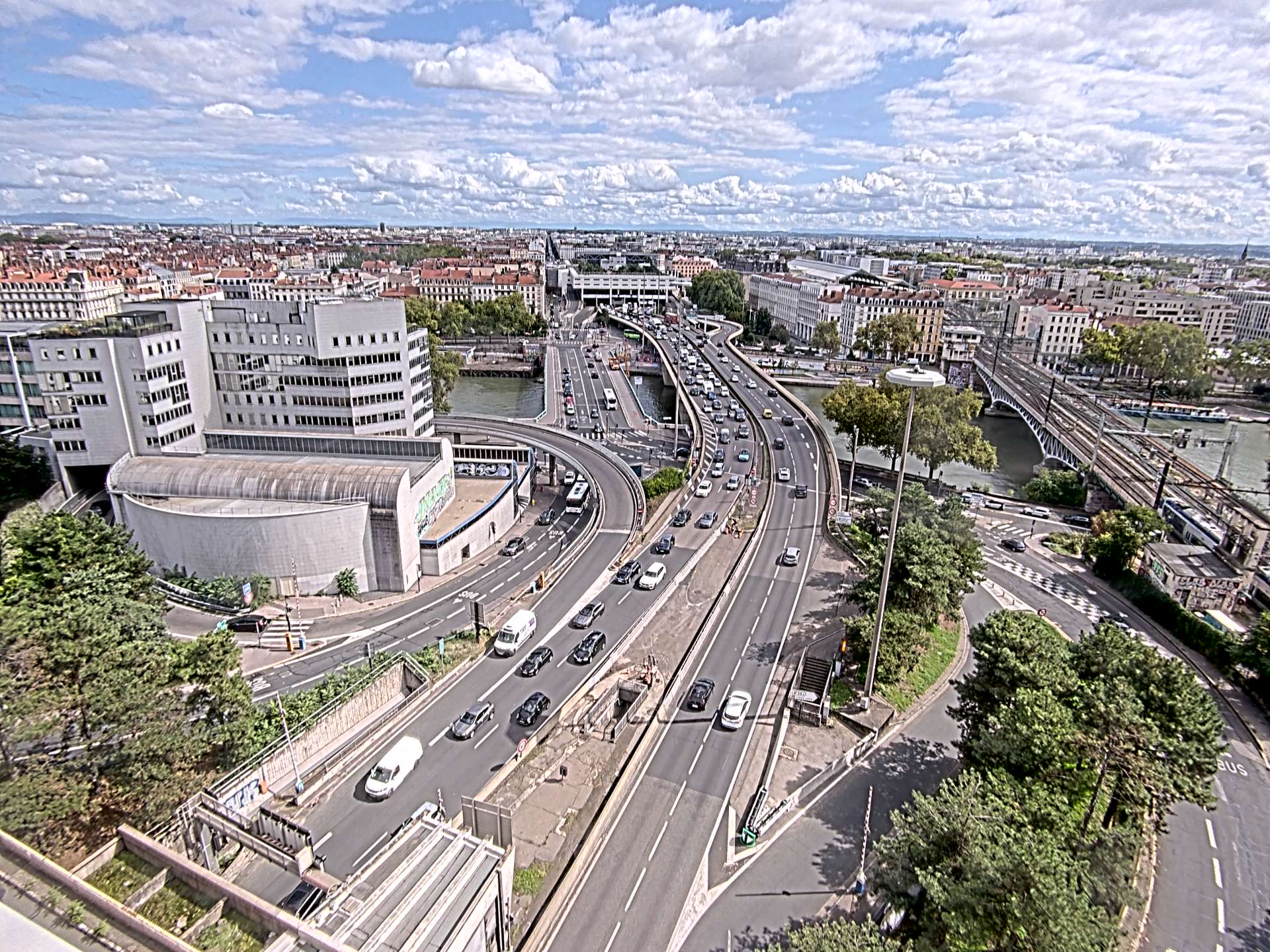 Caméra autoroute à Lyon Perrache à l'entrée Sud du Tunnel sous Fourvière, en direction de Marseille