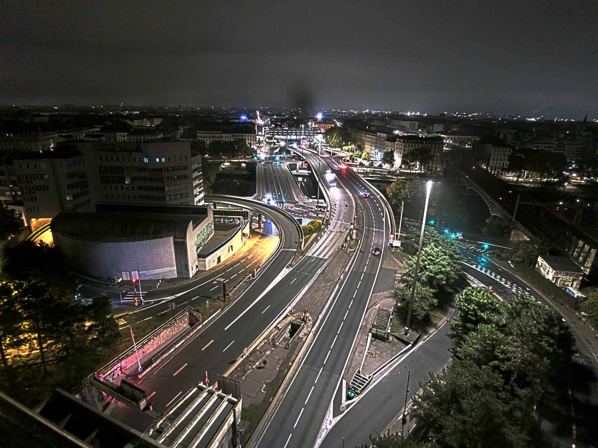 Caméra autoroute à Lyon Perrache à l'entrée Sud du Tunnel sous Fourvière, en direction de Marseille