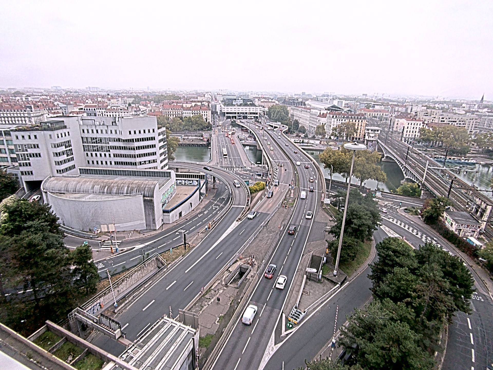 Caméra autoroute à Lyon Perrache à l'entrée Sud du Tunnel sous Fourvière, en direction de Marseille