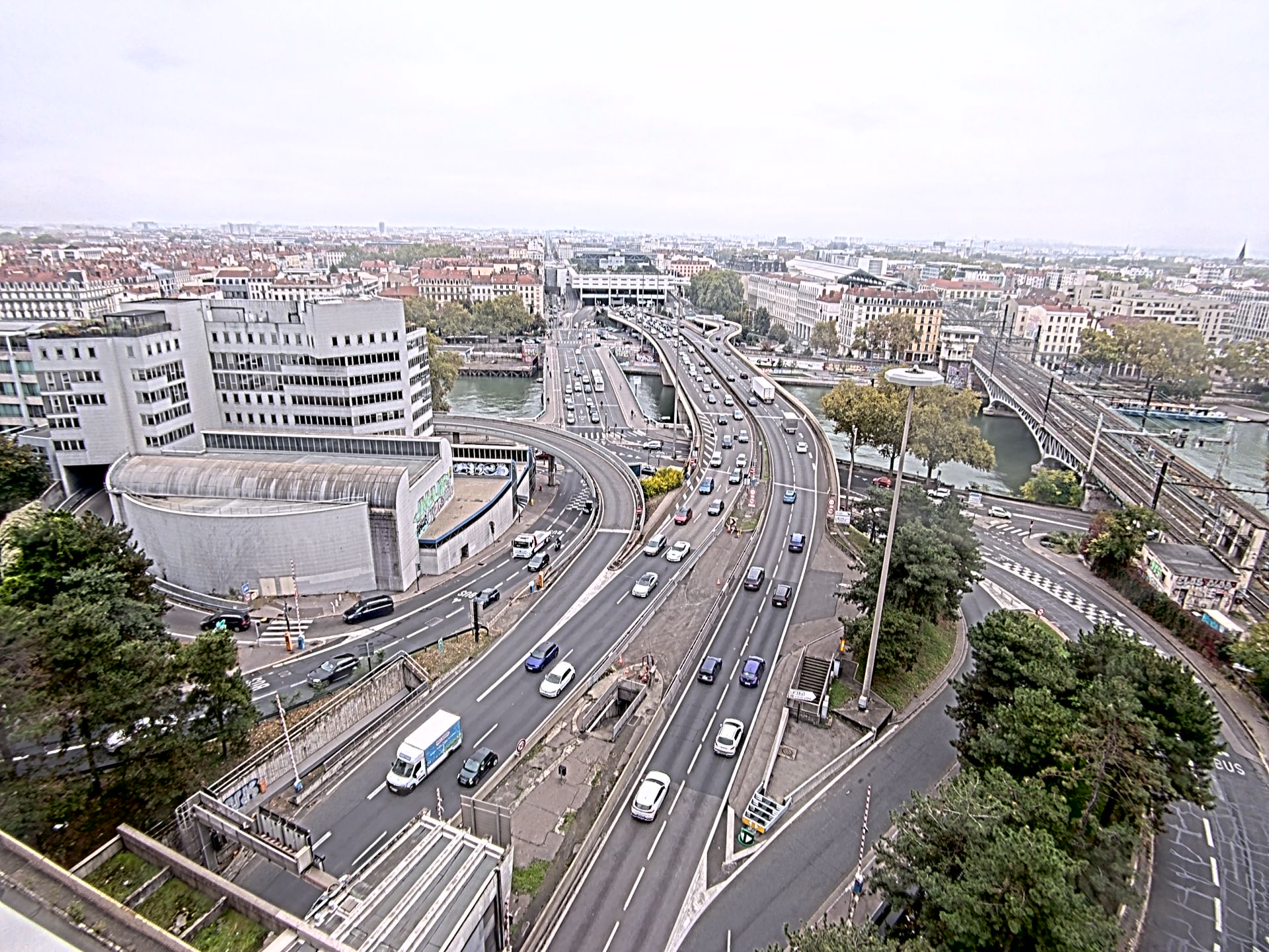 Caméra autoroute à Lyon Perrache à l'entrée Sud du Tunnel sous Fourvière, en direction de Marseille