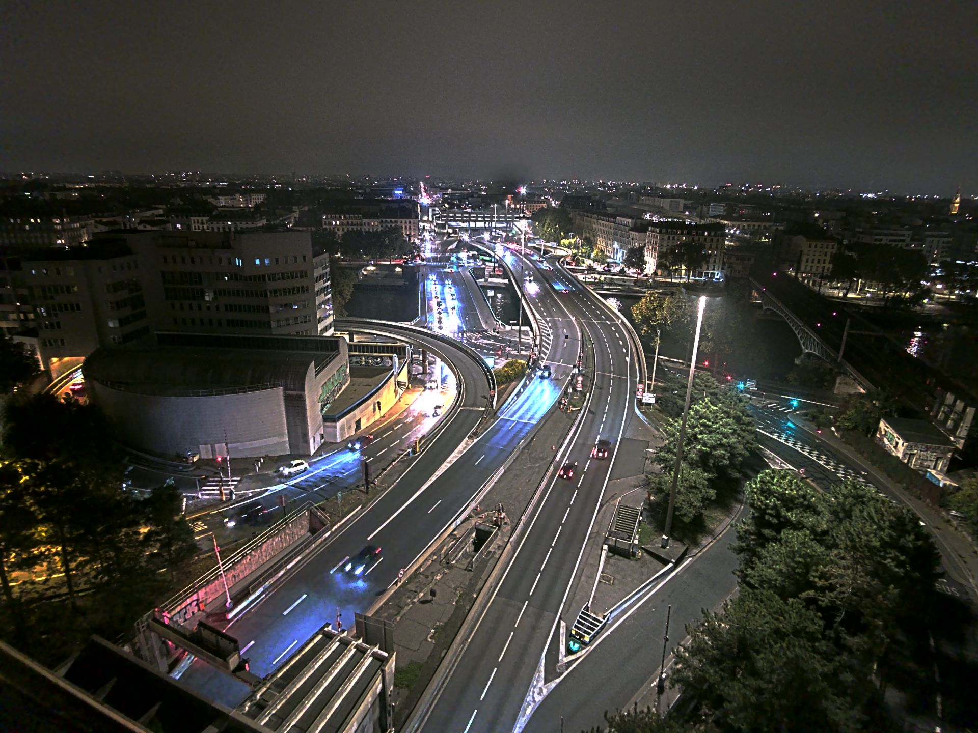 Caméra autoroute à Lyon Perrache à l'entrée Sud du Tunnel sous Fourvière, en direction de Marseille