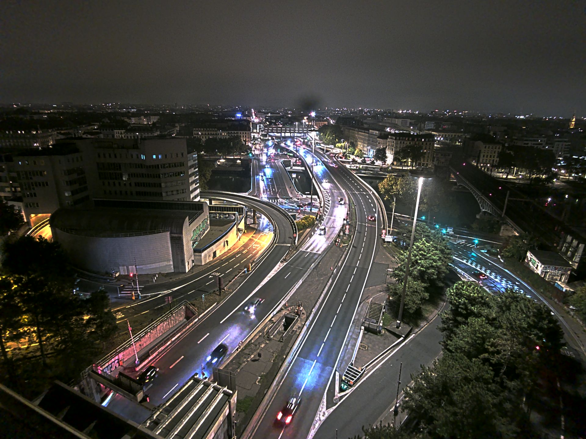 Caméra autoroute à Lyon Perrache à l'entrée Sud du Tunnel sous Fourvière, en direction de Marseille