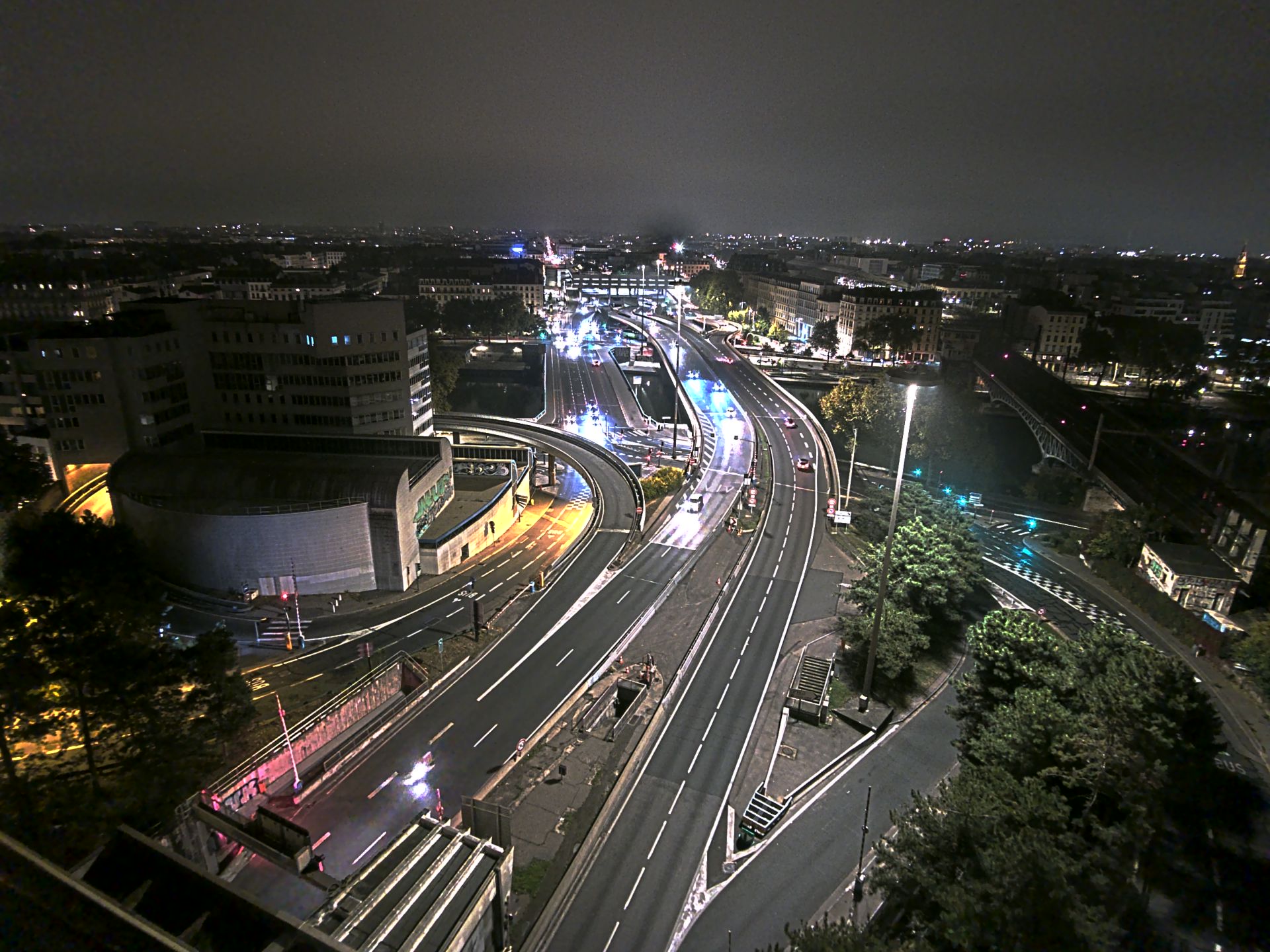 Caméra autoroute à Lyon Perrache à l'entrée Sud du Tunnel sous Fourvière, en direction de Marseille