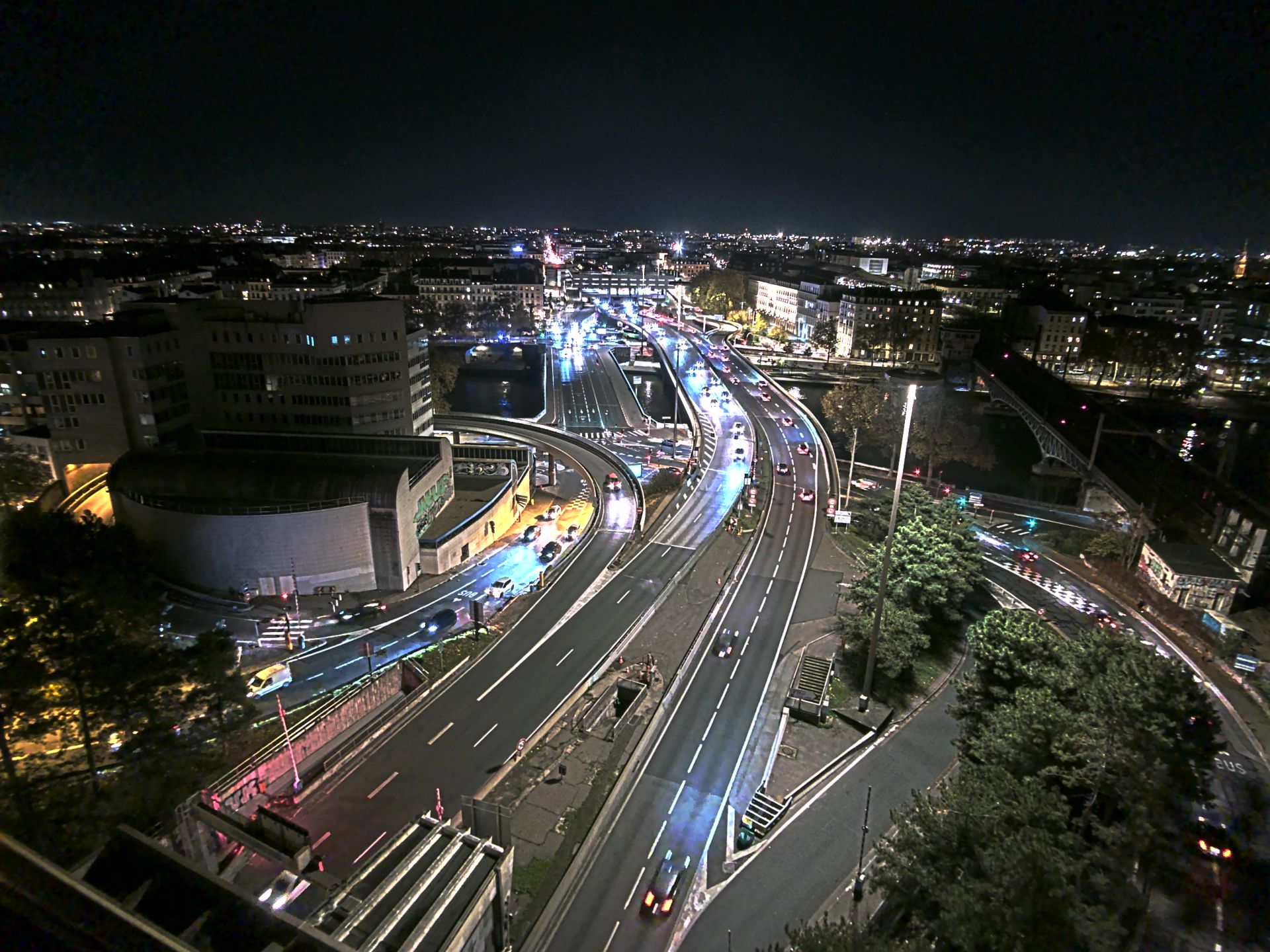 Caméra autoroute à Lyon Perrache à l'entrée Sud du Tunnel sous Fourvière, en direction de Marseille