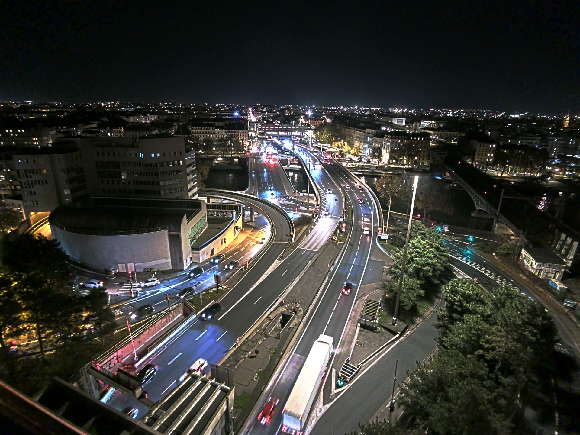 Caméra autoroute à Lyon Perrache à l'entrée Sud du Tunnel sous Fourvière, en direction de Marseille