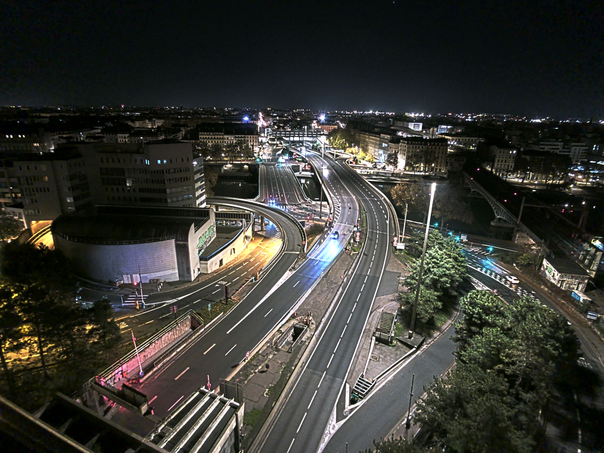 Caméra autoroute à Lyon Perrache à l'entrée Sud du Tunnel sous Fourvière, en direction de Marseille