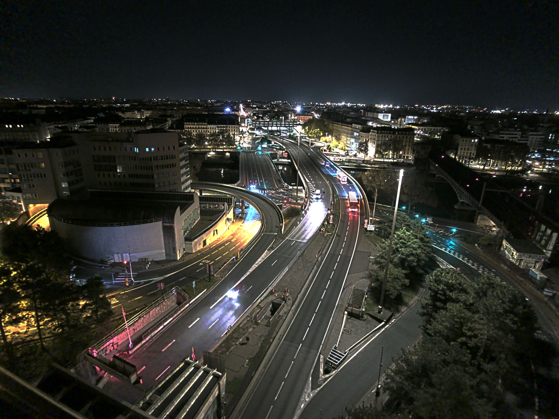 Caméra autoroute à Lyon Perrache à l'entrée Sud du Tunnel sous Fourvière, en direction de Marseille