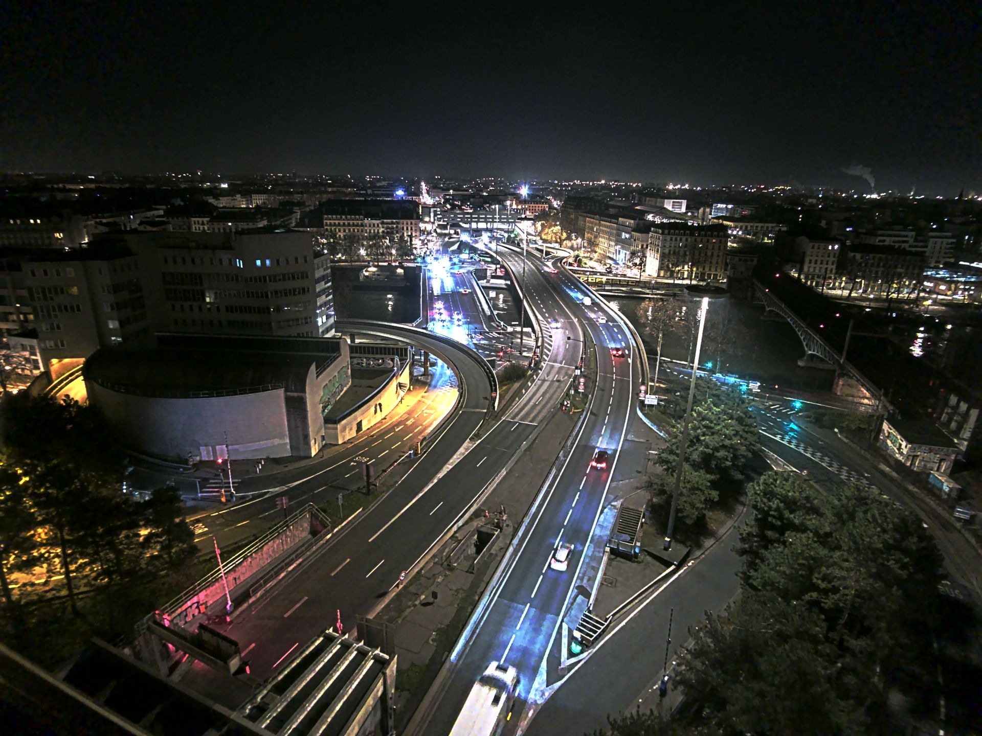 Caméra autoroute à Lyon Perrache à l'entrée Sud du Tunnel sous Fourvière, en direction de Marseille