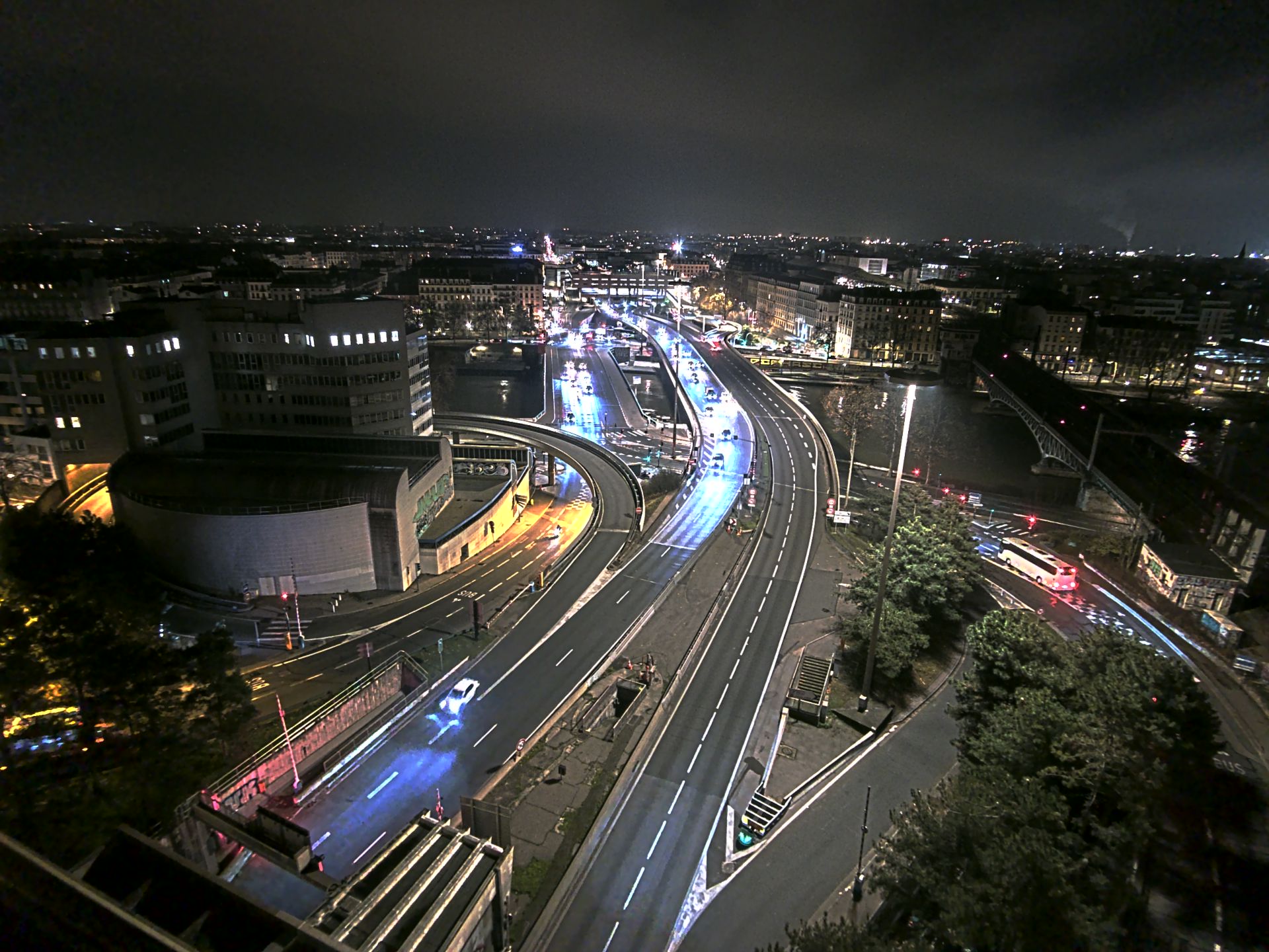 Caméra autoroute à Lyon Perrache à l'entrée Sud du Tunnel sous Fourvière, en direction de Marseille