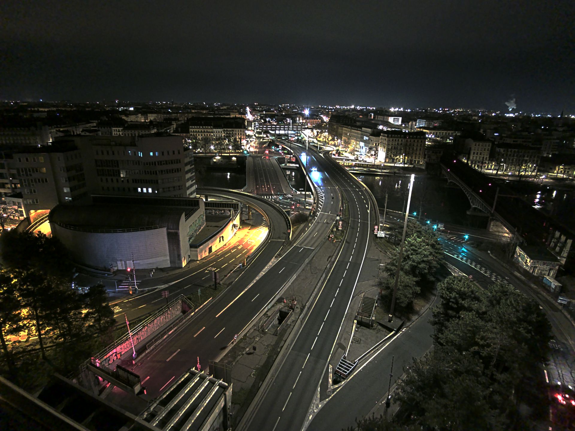Caméra autoroute à Lyon Perrache à l'entrée Sud du Tunnel sous Fourvière, en direction de Marseille