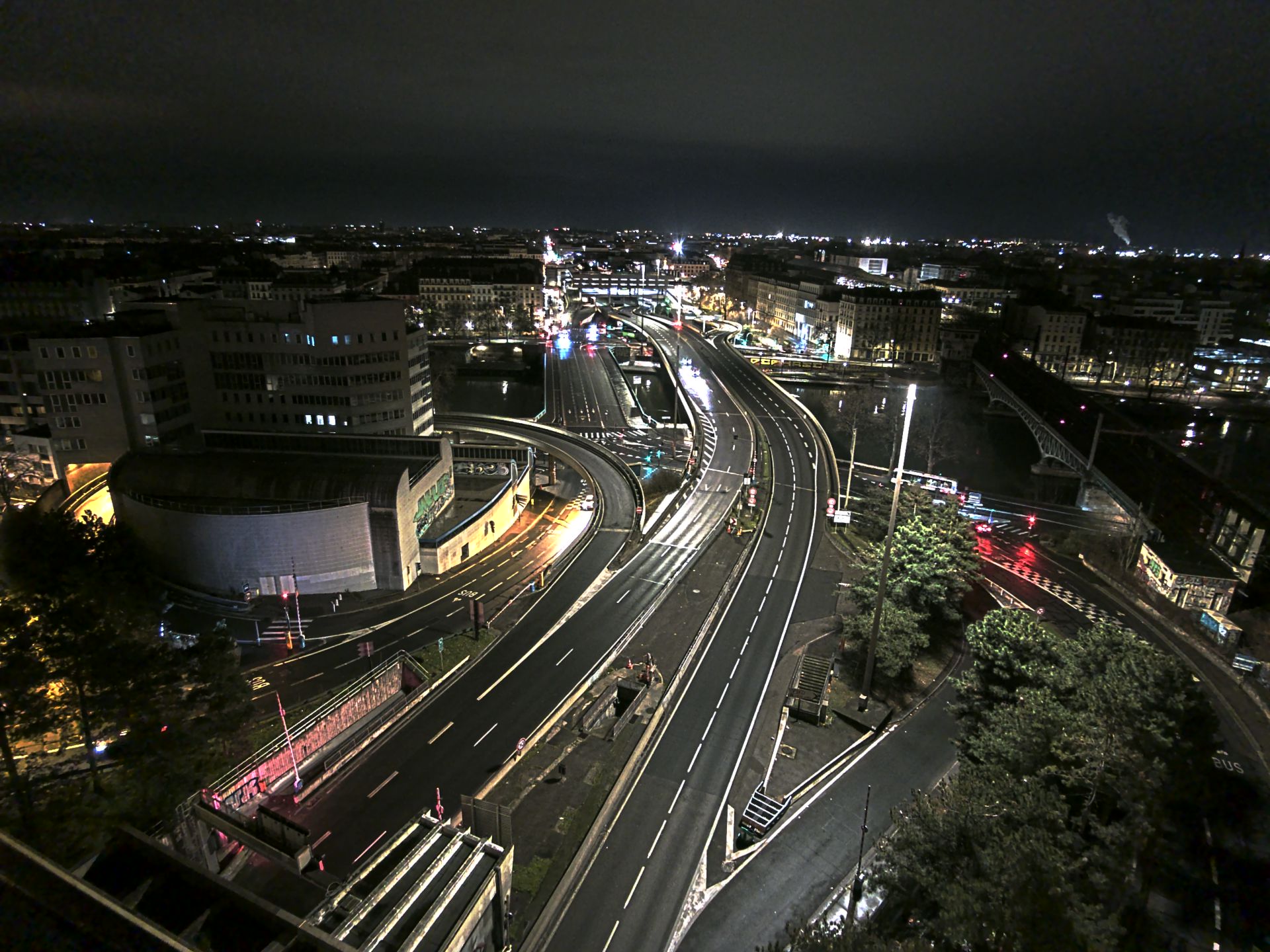 Caméra autoroute à Lyon Perrache à l'entrée Sud du Tunnel sous Fourvière, en direction de Marseille