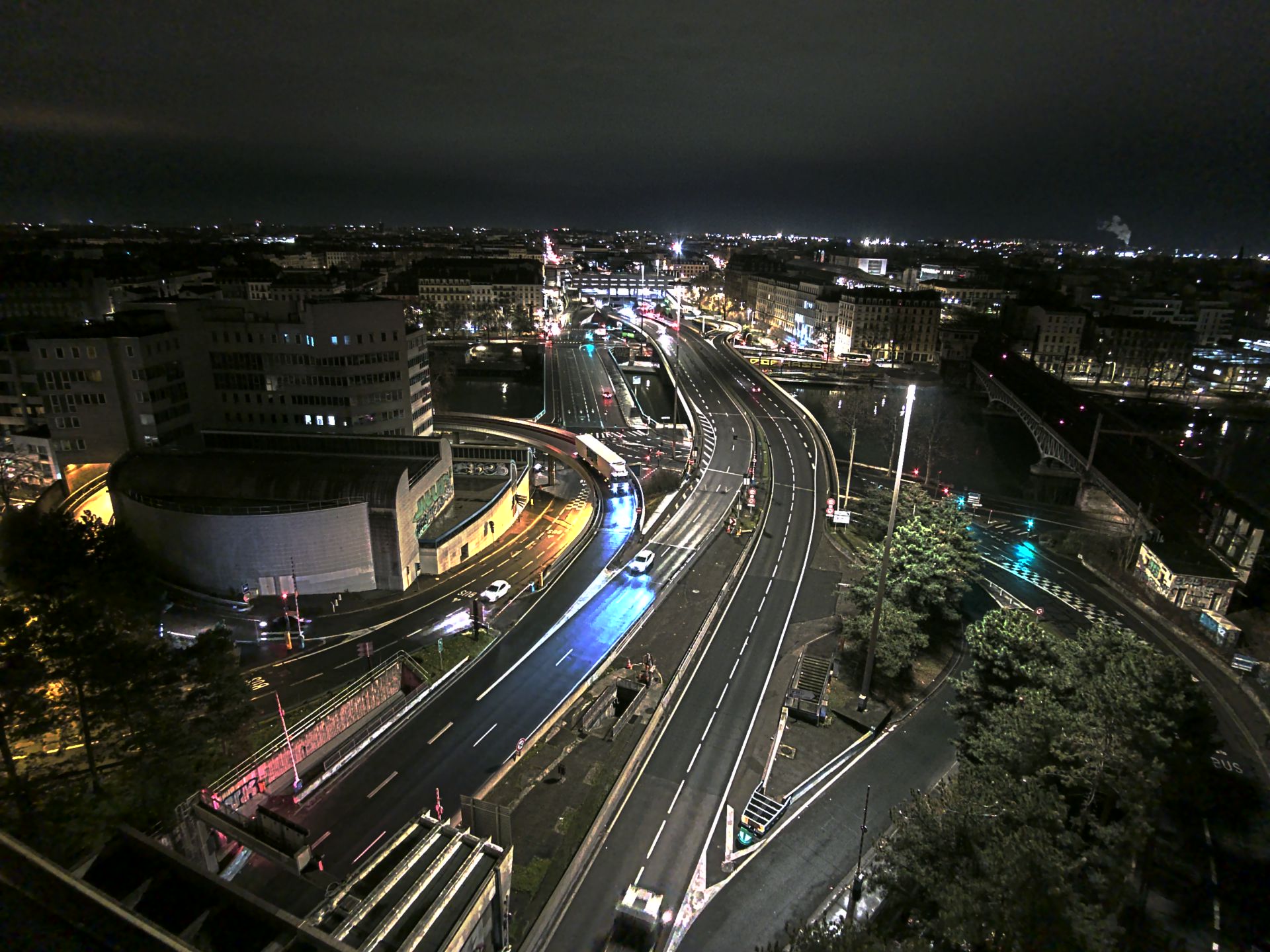 Caméra autoroute à Lyon Perrache à l'entrée Sud du Tunnel sous Fourvière, en direction de Marseille