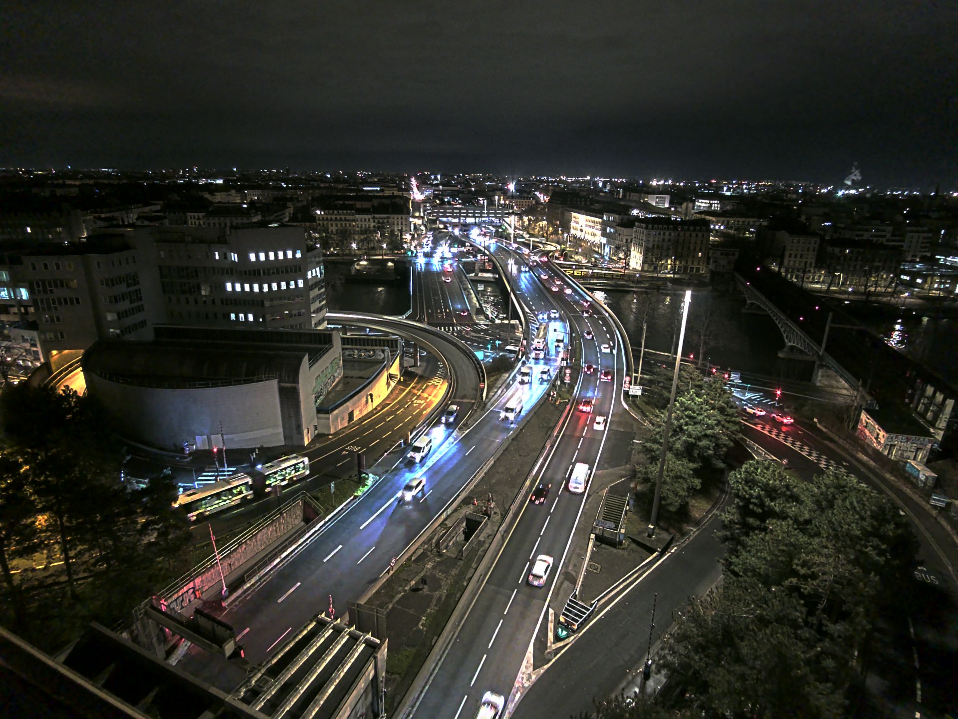 Caméra autoroute à Lyon Perrache à l'entrée Sud du Tunnel sous Fourvière, en direction de Marseille