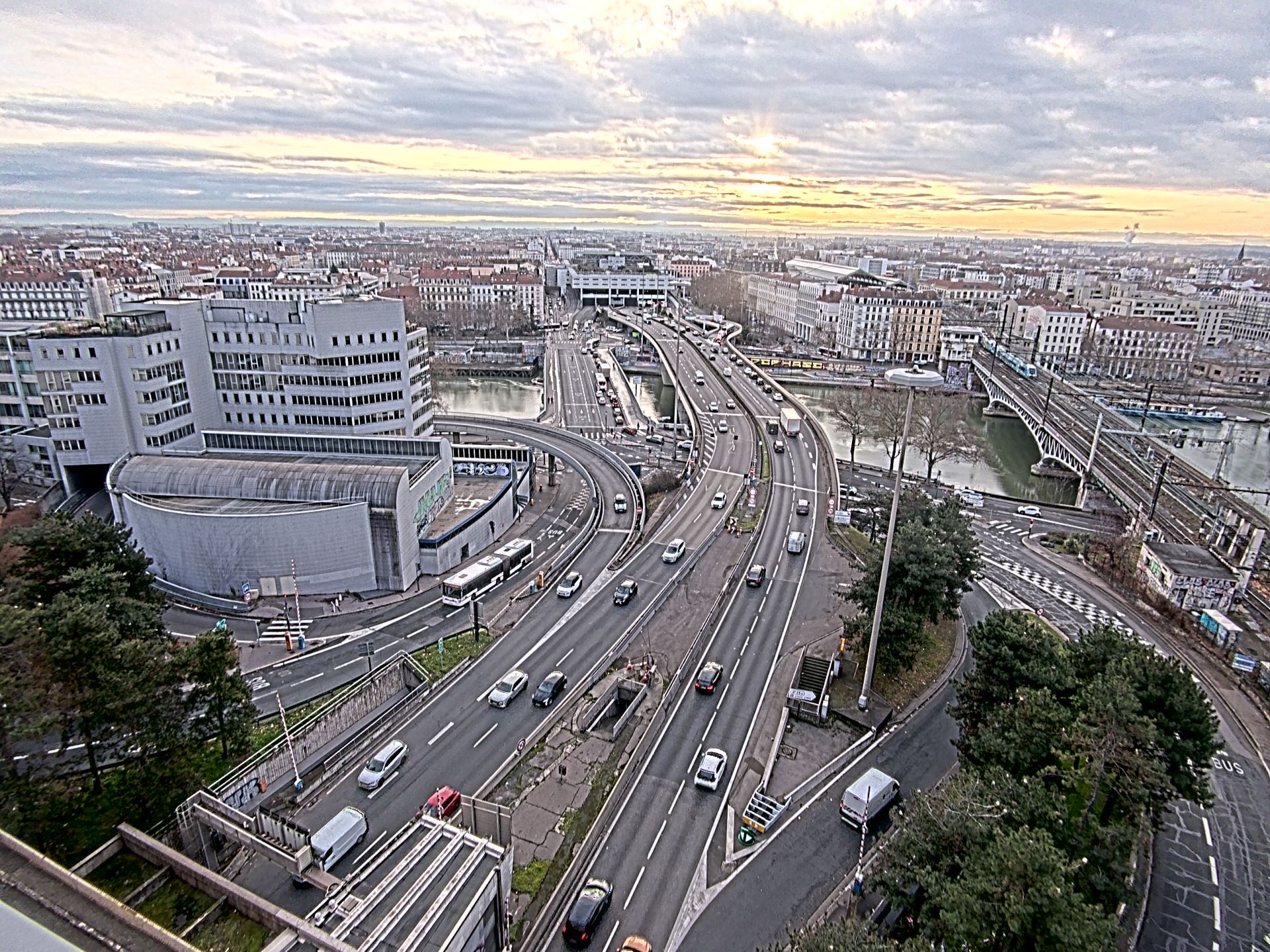 Caméra autoroute à Lyon Perrache à l'entrée Sud du Tunnel sous Fourvière, en direction de Marseille