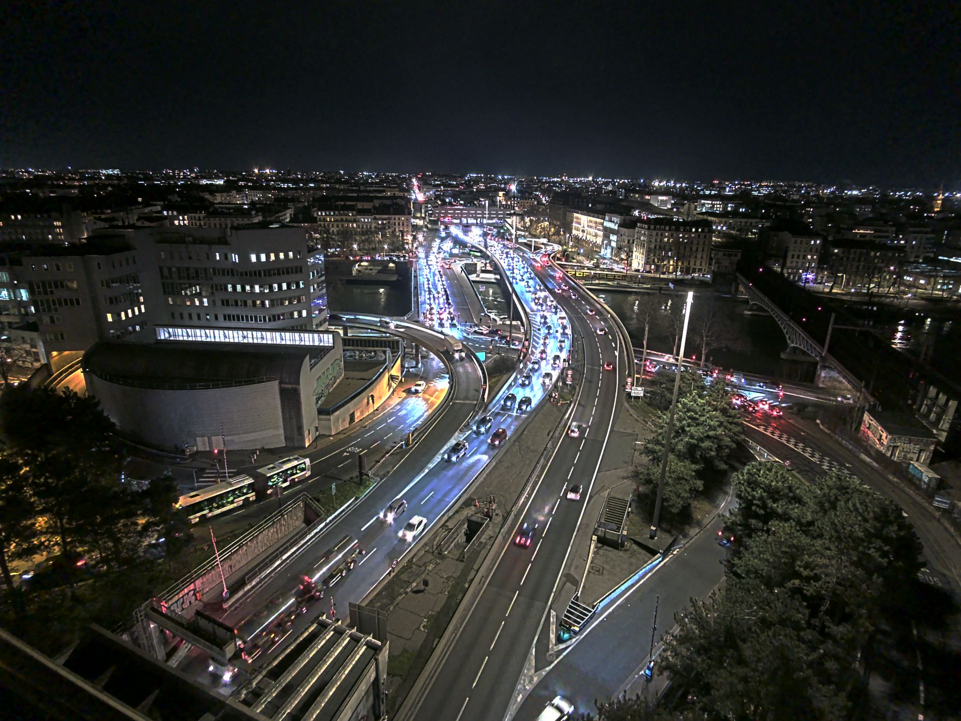 Caméra autoroute à Lyon Perrache à l'entrée Sud du Tunnel sous Fourvière, en direction de Marseille