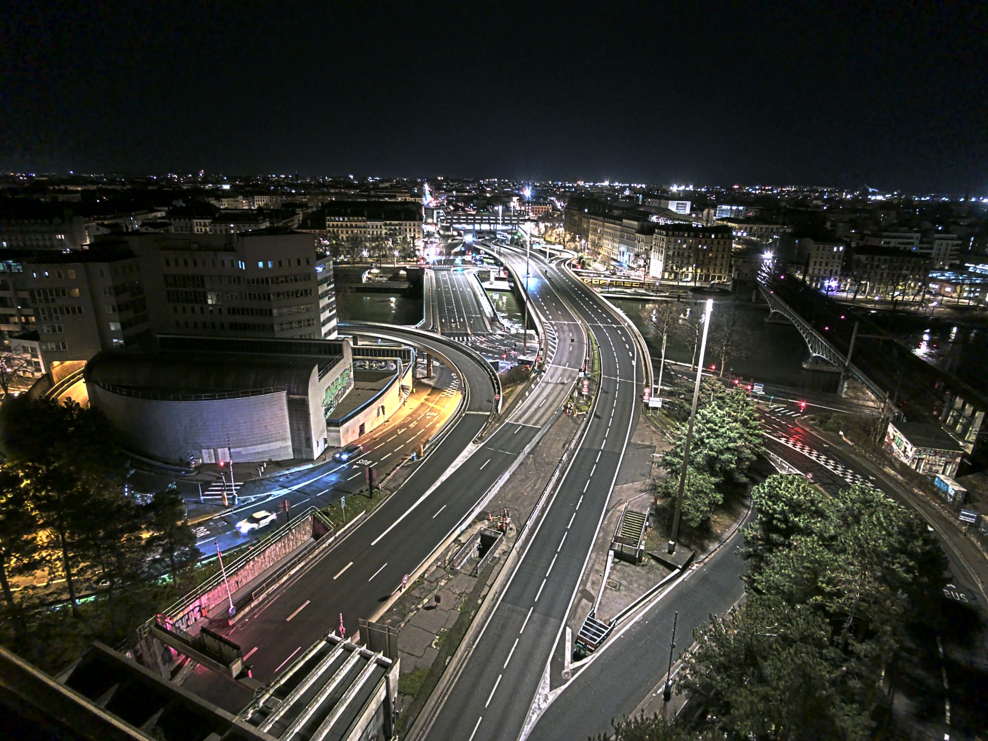 Caméra autoroute à Lyon Perrache à l'entrée Sud du Tunnel sous Fourvière, en direction de Marseille