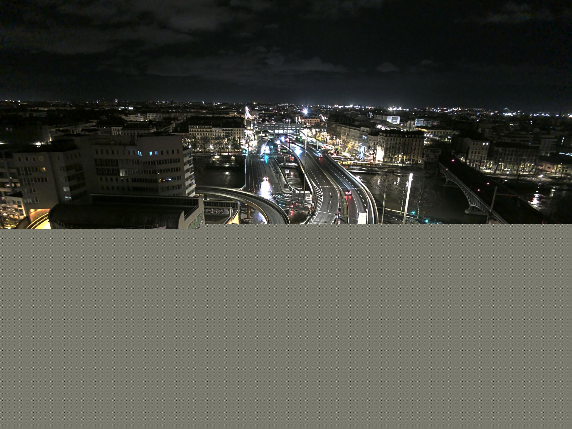 Caméra autoroute à Lyon Perrache à l'entrée Sud du Tunnel sous Fourvière, en direction de Marseille