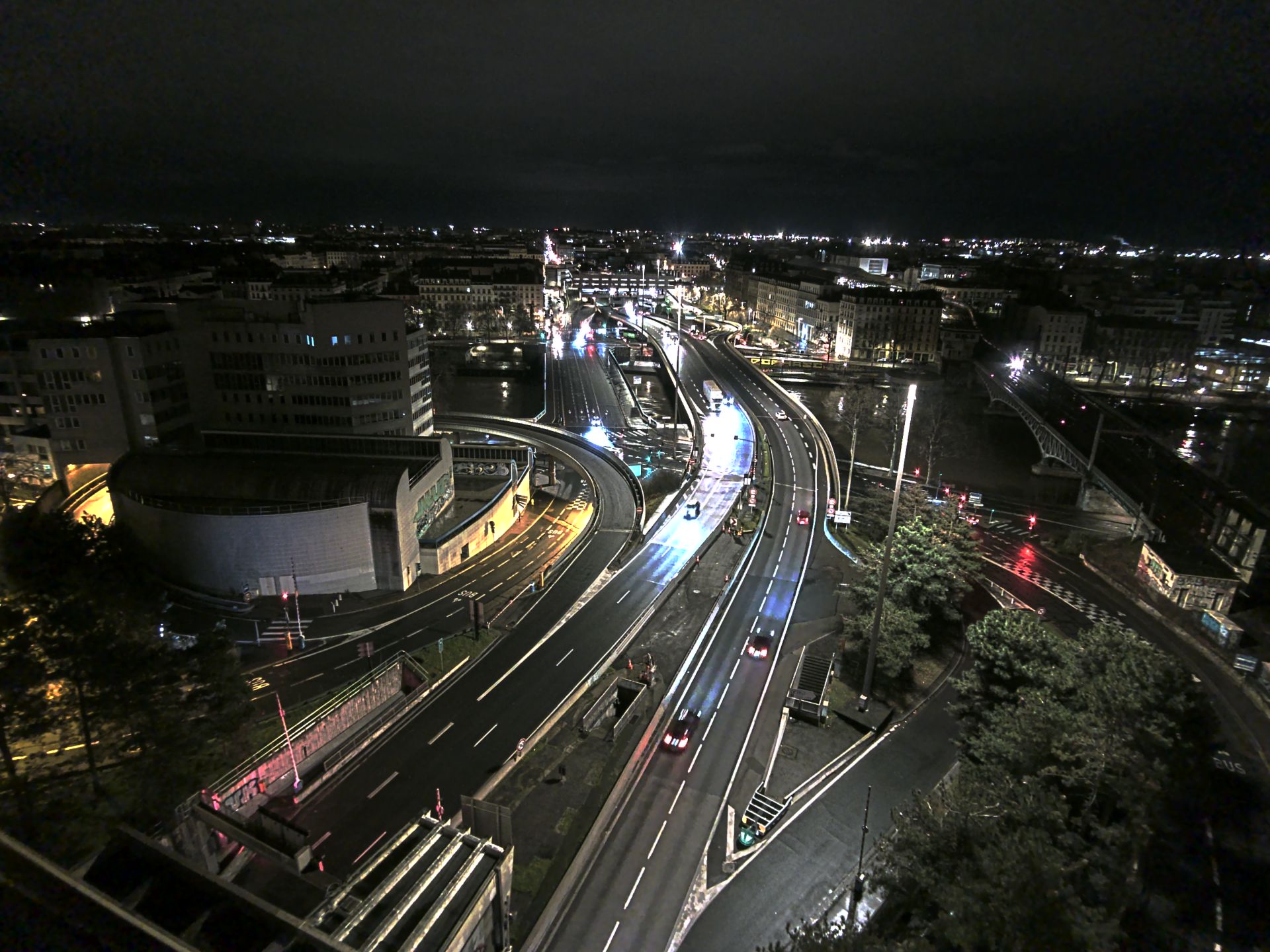 Caméra autoroute à Lyon Perrache à l'entrée Sud du Tunnel sous Fourvière, en direction de Marseille