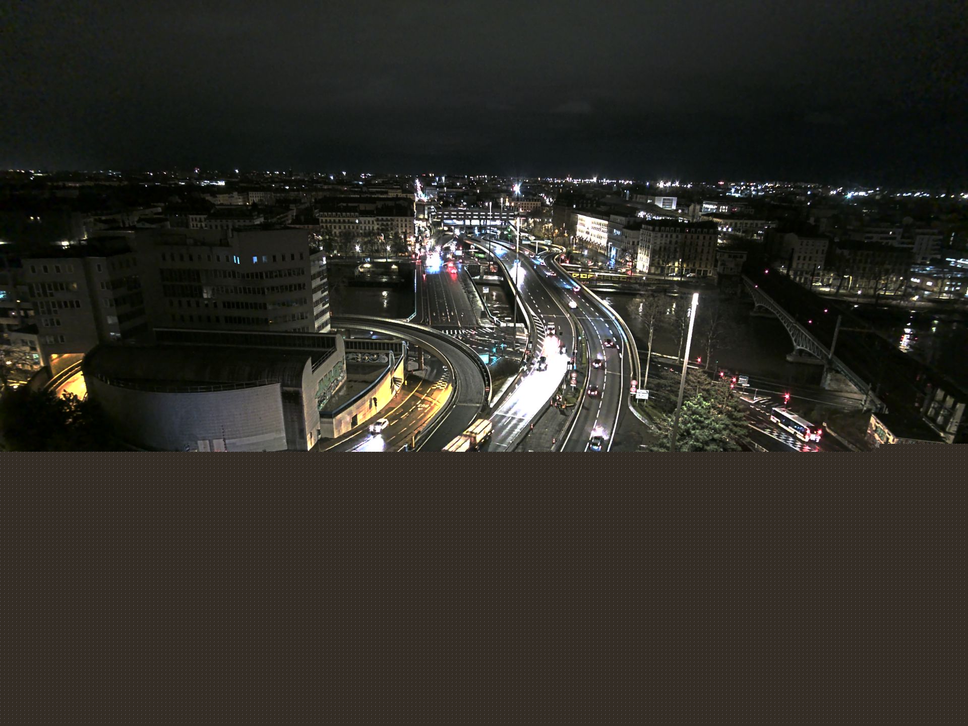 Caméra autoroute à Lyon Perrache à l'entrée Sud du Tunnel sous Fourvière, en direction de Marseille