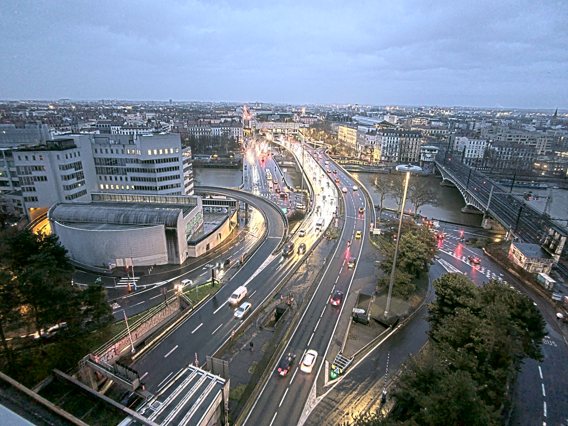 Caméra autoroute à Lyon Perrache à l'entrée Sud du Tunnel sous Fourvière, en direction de Marseille