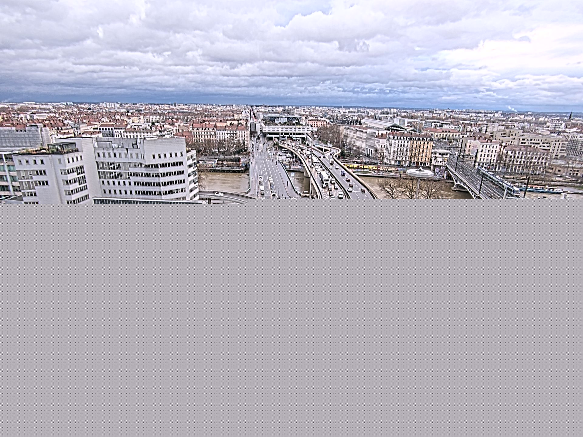 Caméra autoroute à Lyon Perrache à l'entrée Sud du Tunnel sous Fourvière, en direction de Marseille