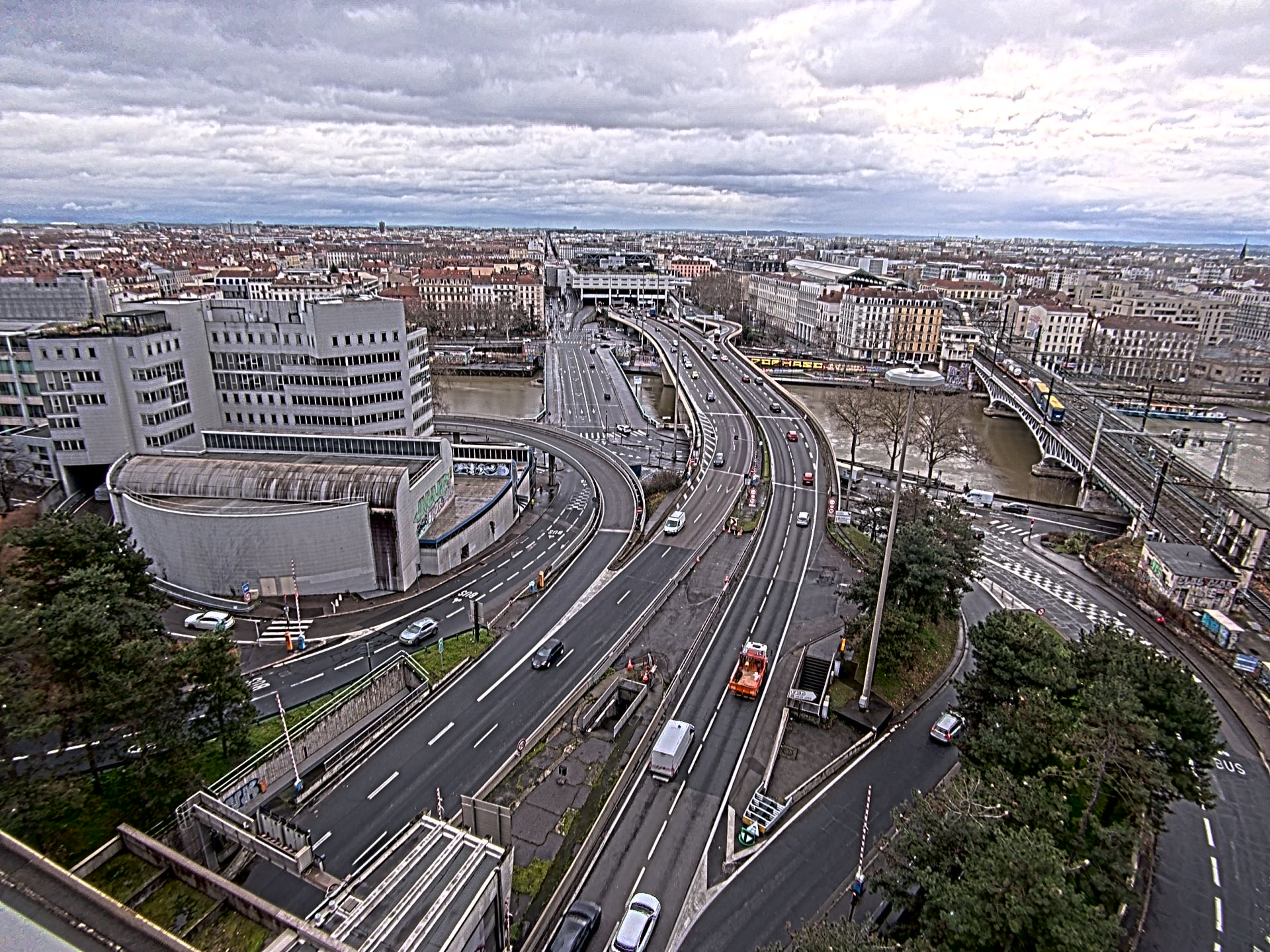 Caméra autoroute à Lyon Perrache à l'entrée Sud du Tunnel sous Fourvière, en direction de Marseille