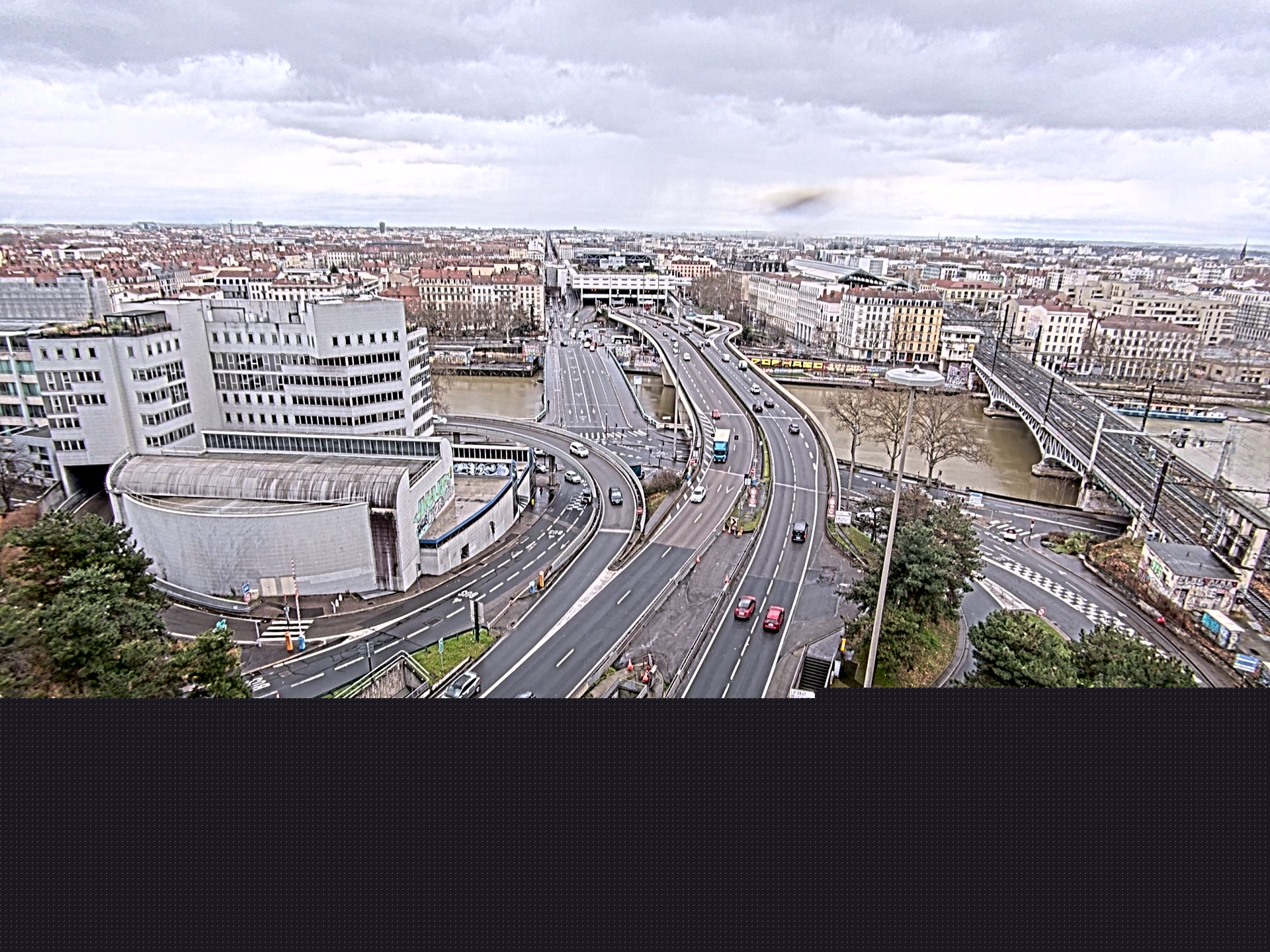 Caméra autoroute à Lyon Perrache à l'entrée Sud du Tunnel sous Fourvière, en direction de Marseille