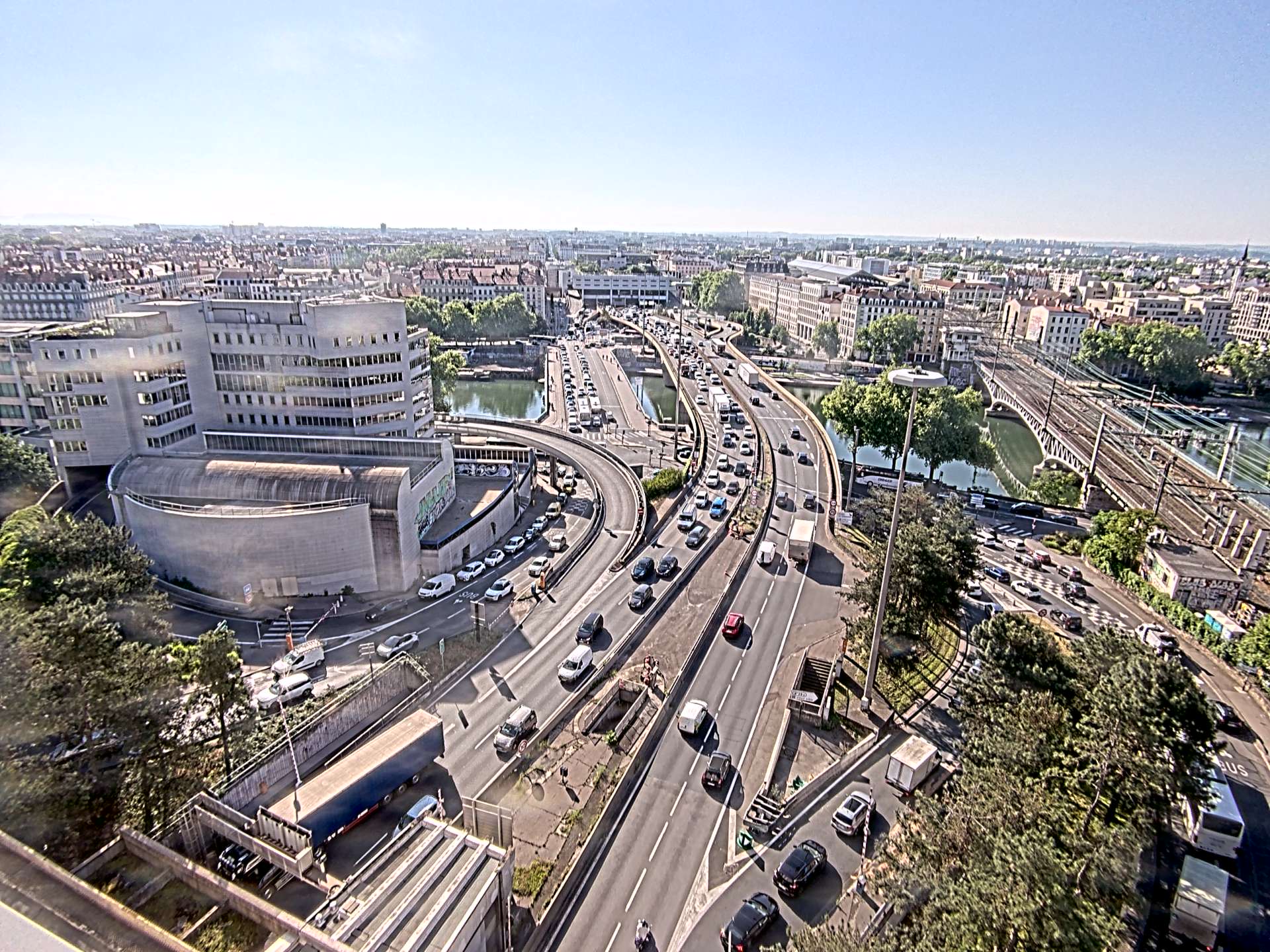 Caméra autoroute à Lyon Perrache à l'entrée Sud du Tunnel sous Fourvière, en direction de Marseille