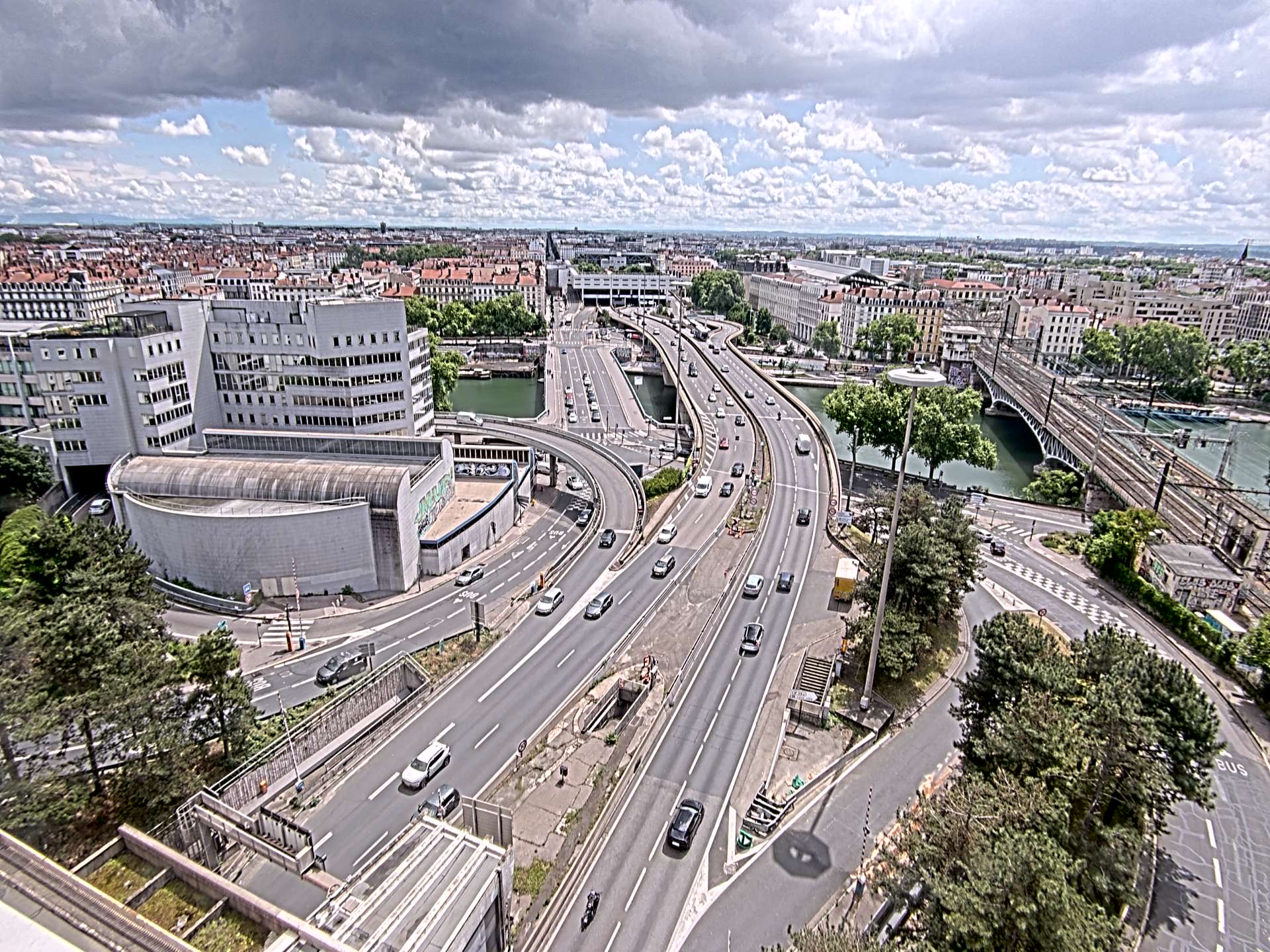 Caméra autoroute à Lyon Perrache à l'entrée Sud du Tunnel sous Fourvière, en direction de Marseille