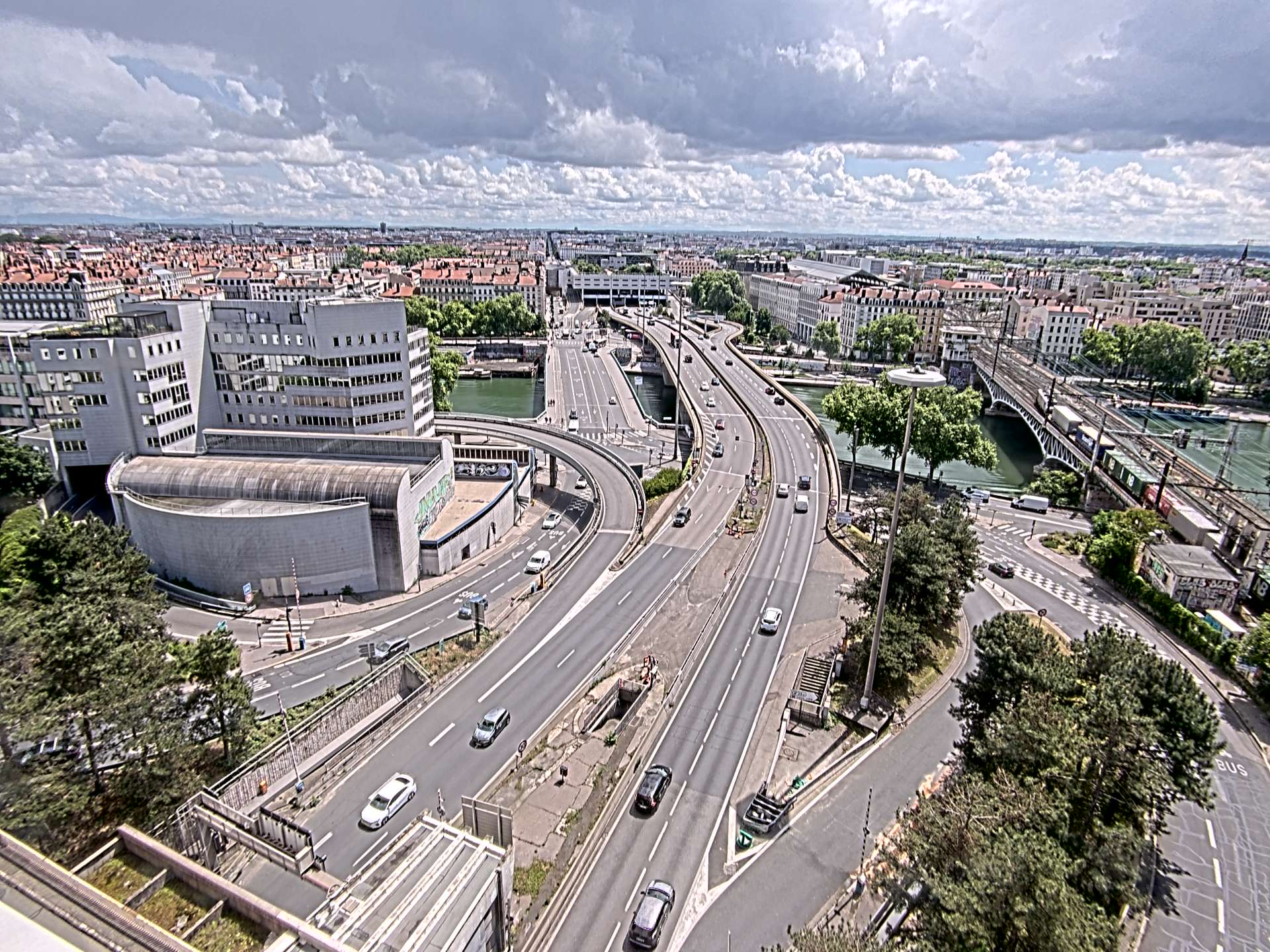 Caméra autoroute à Lyon Perrache à l'entrée Sud du Tunnel sous Fourvière, en direction de Marseille