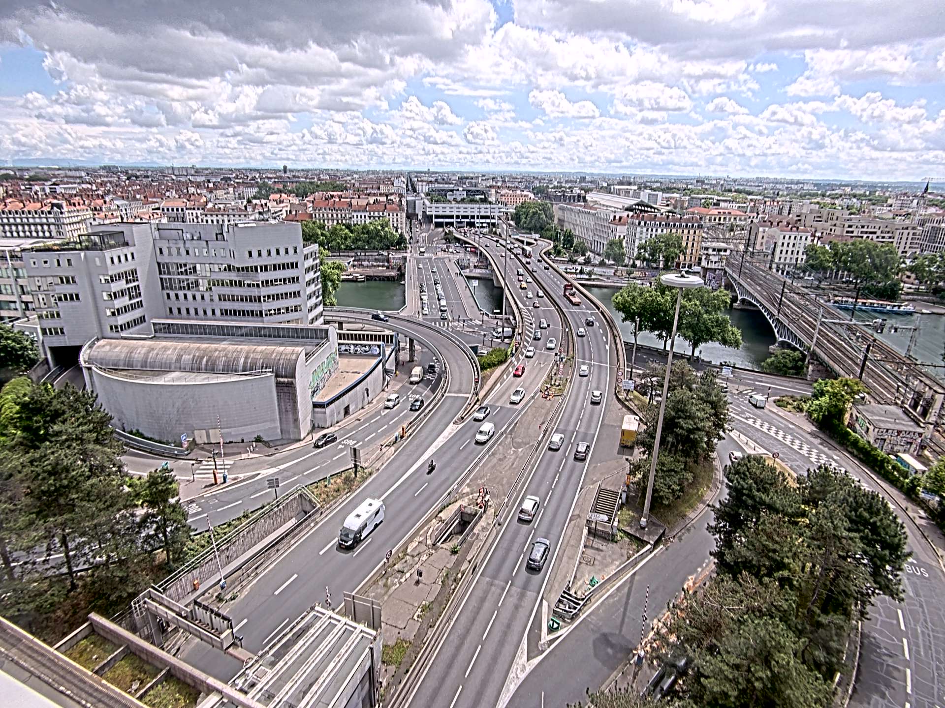 Caméra autoroute à Lyon Perrache à l'entrée Sud du Tunnel sous Fourvière, en direction de Marseille