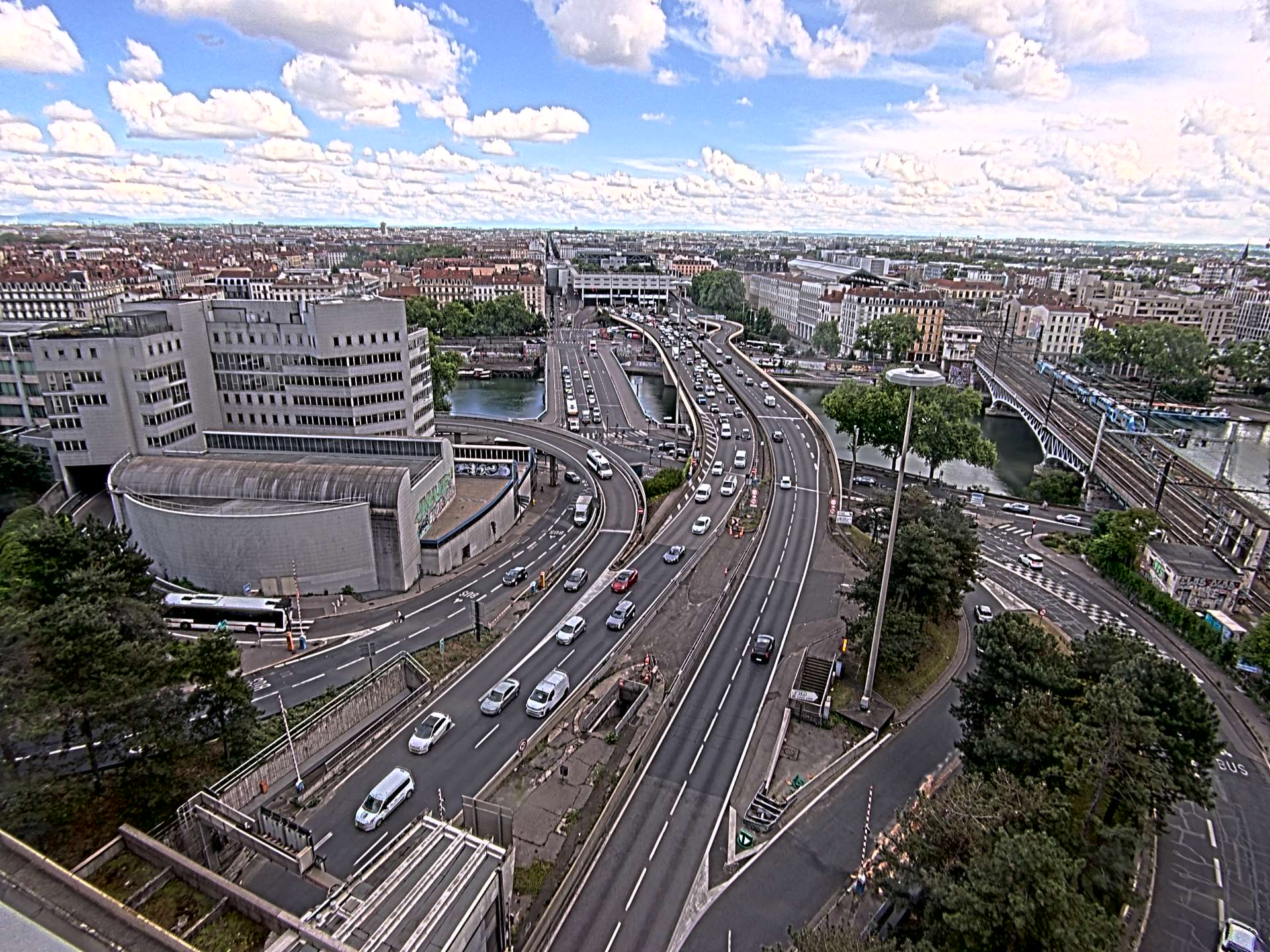Caméra autoroute à Lyon Perrache à l'entrée Sud du Tunnel sous Fourvière, en direction de Marseille