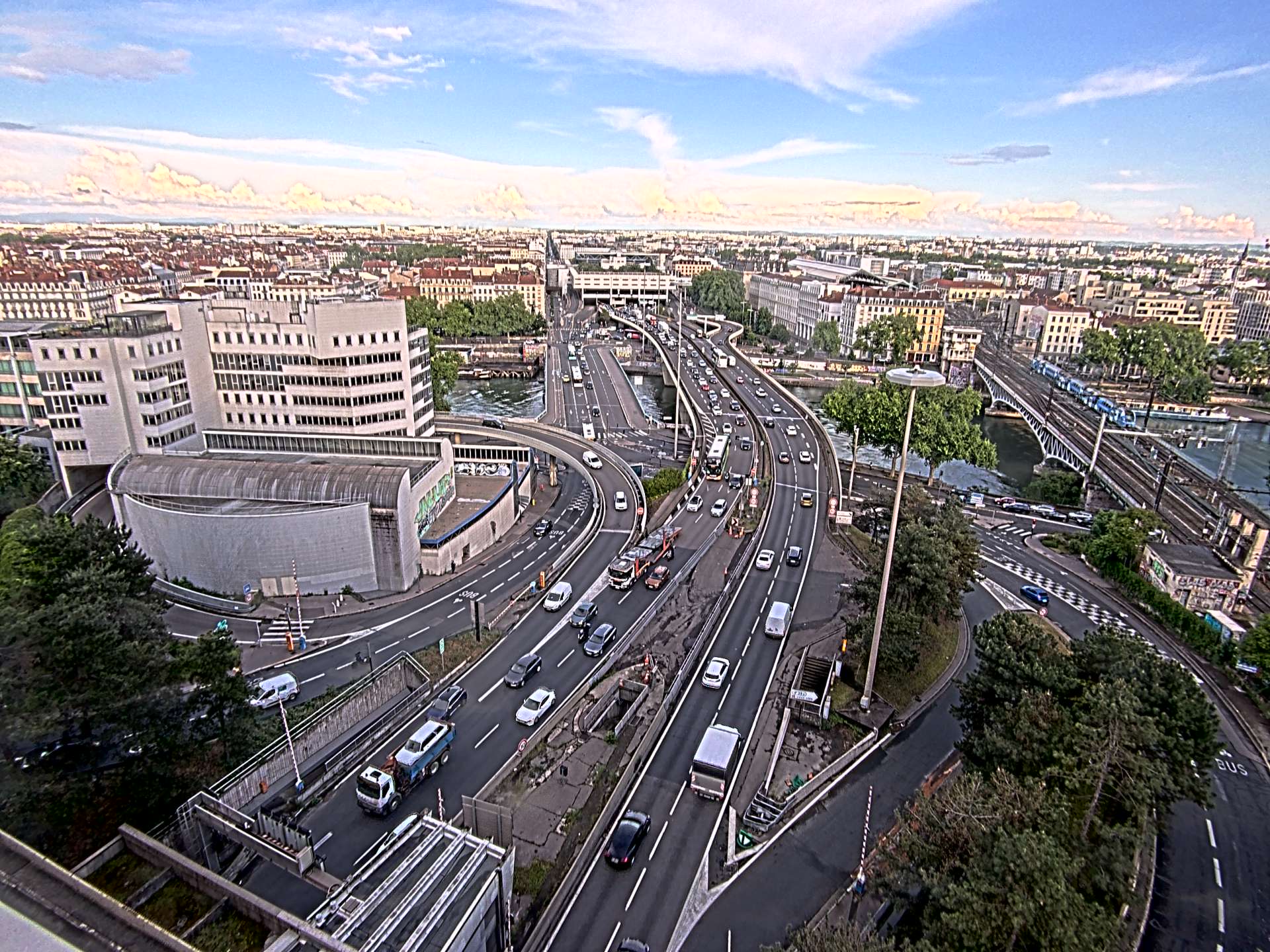 Caméra autoroute à Lyon Perrache à l'entrée Sud du Tunnel sous Fourvière, en direction de Marseille