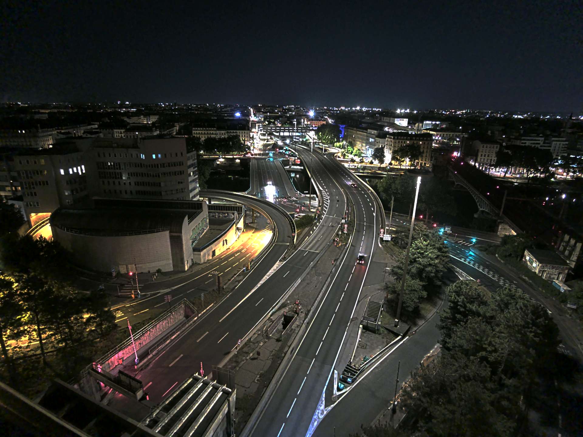 Caméra autoroute à Lyon Perrache à l'entrée Sud du Tunnel sous Fourvière, en direction de Marseille